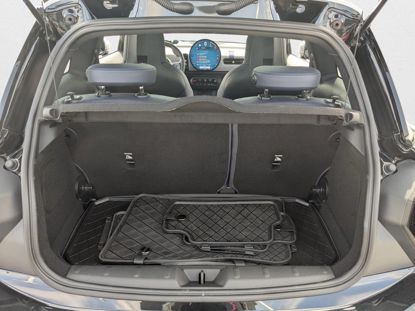 2025 MINI Hardtop 2 Door S - Photo 6