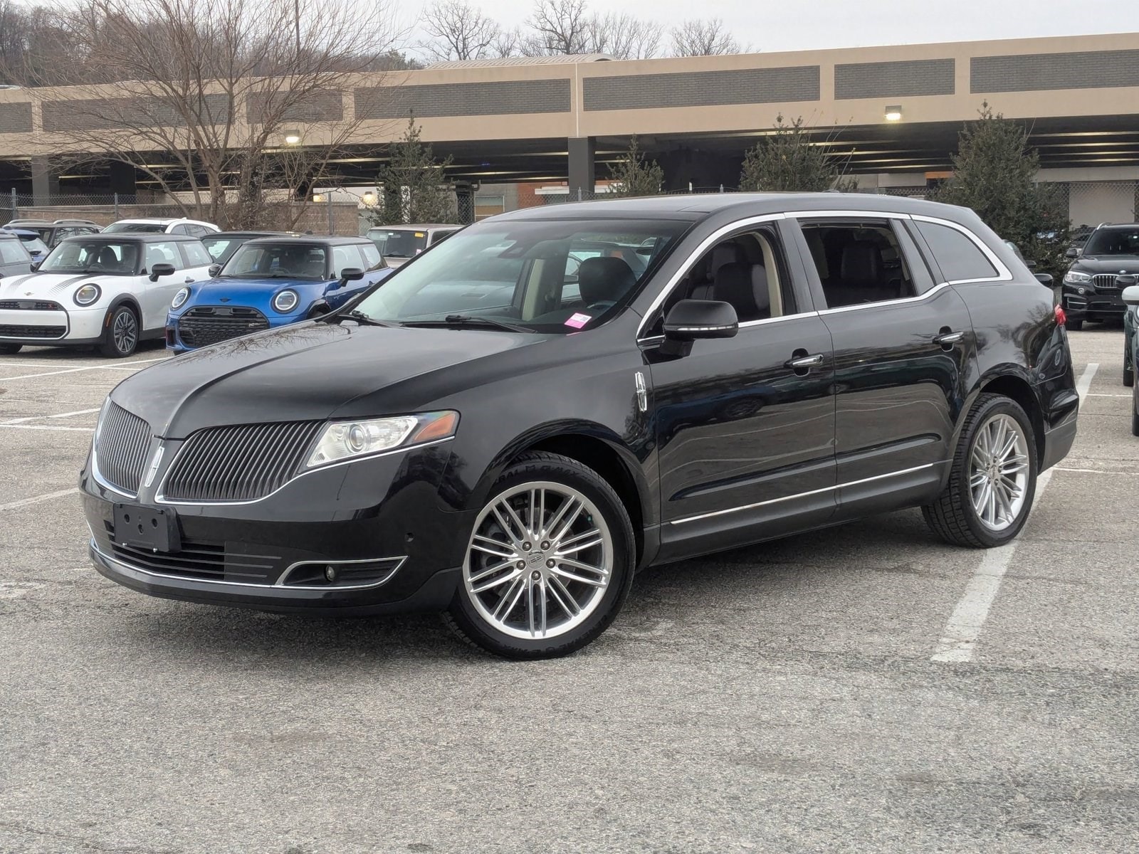 2015 Lincoln MKT EcoBoost's photo