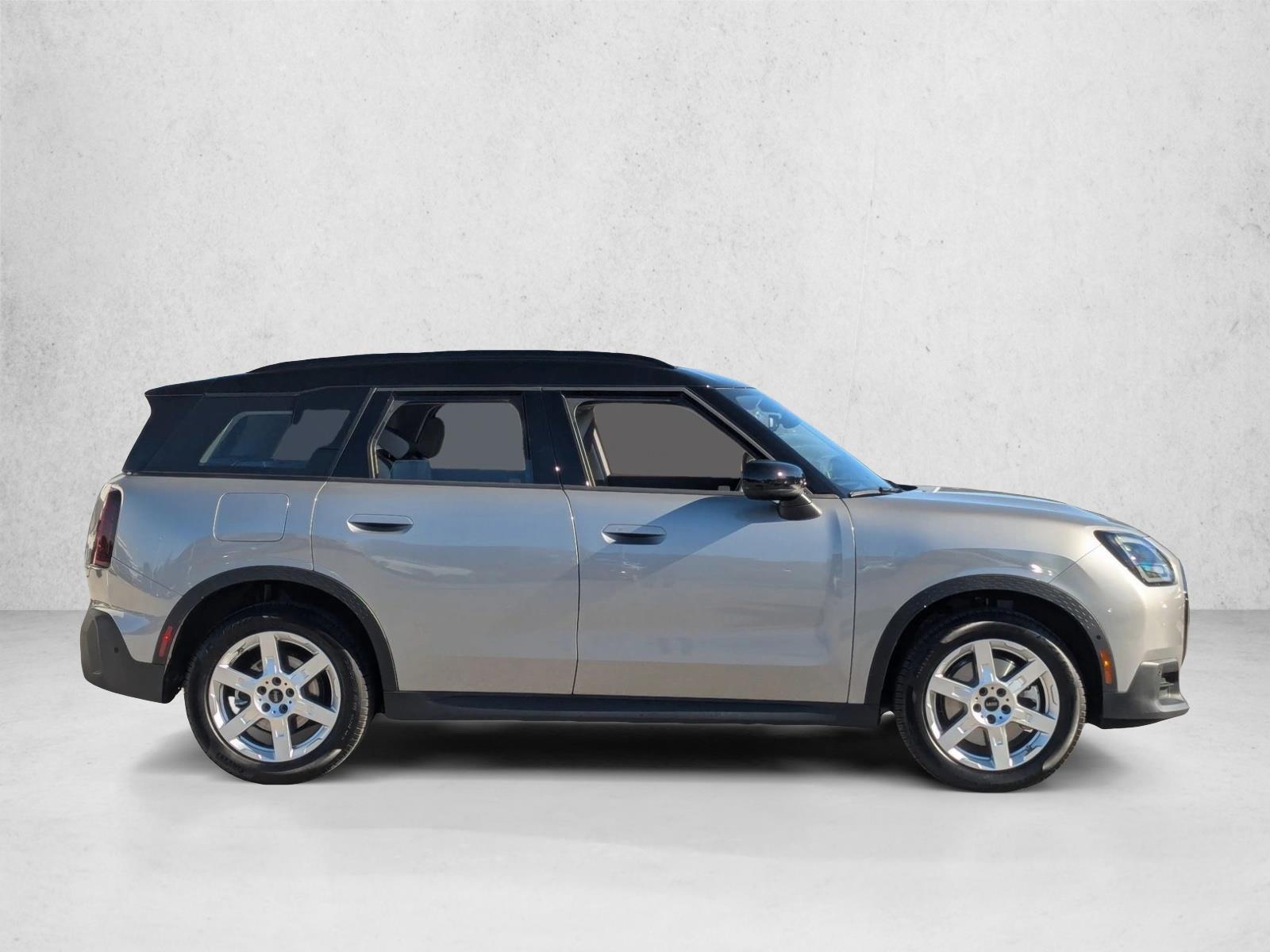 2025 Mini Countryman ALL4 S photo 4