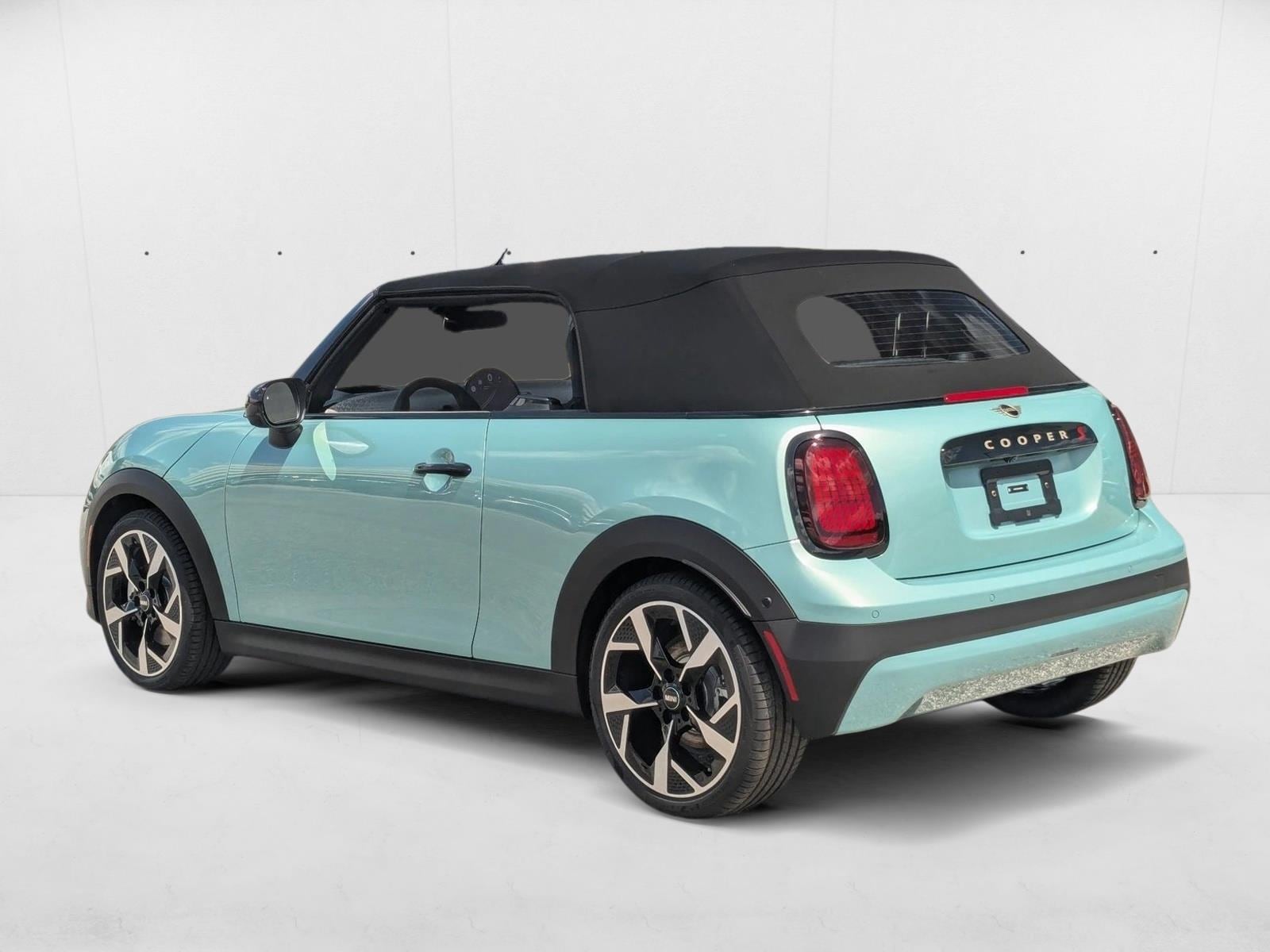 2025 MINI Convertible S - Photo 9