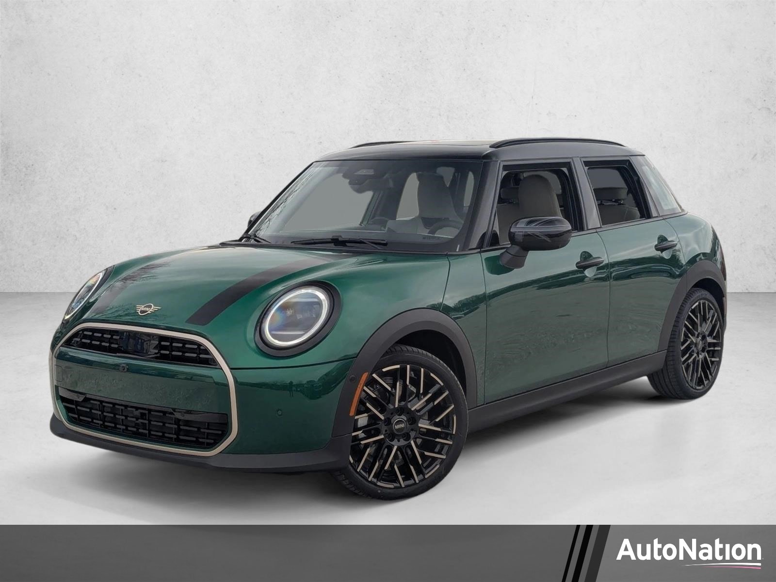 2026 MINI Hardtop's photo