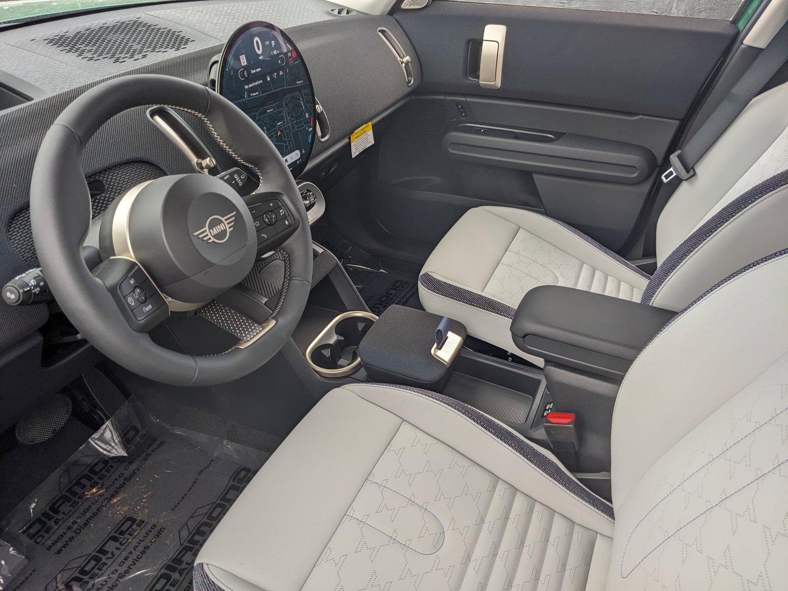 2025 Mini Countryman ALL4 S photo 3