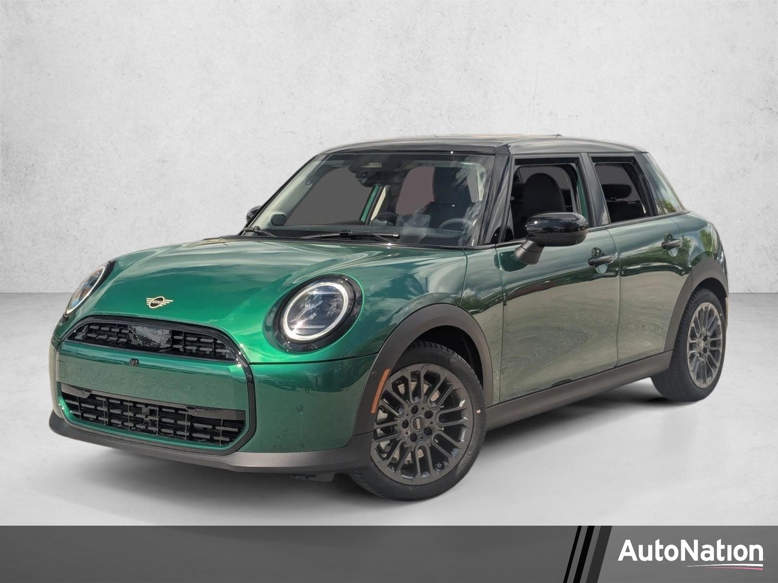 2026 MINI Hardtop's photo
