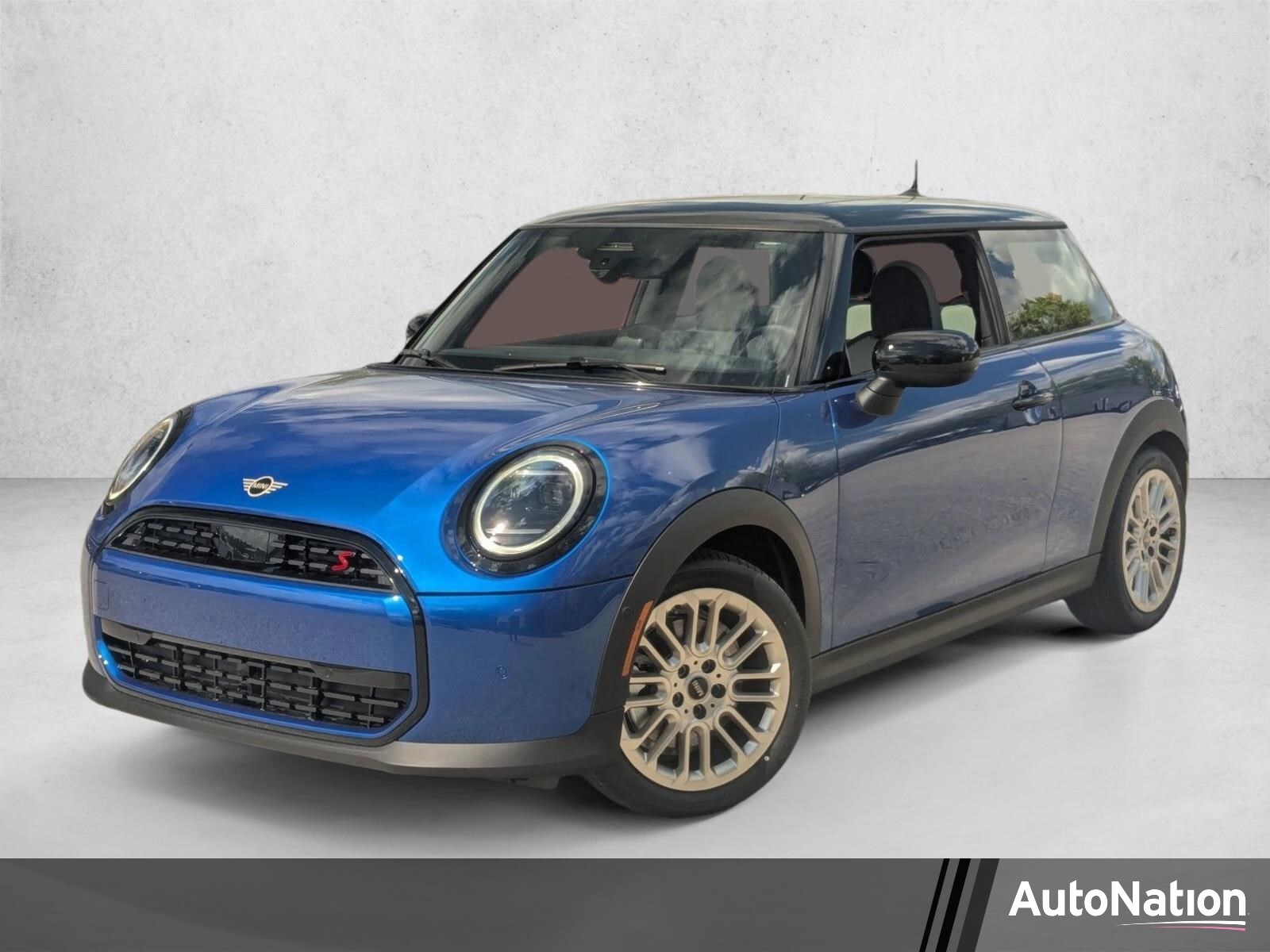 2026 MINI Hardtop Cooper S Signature's photo