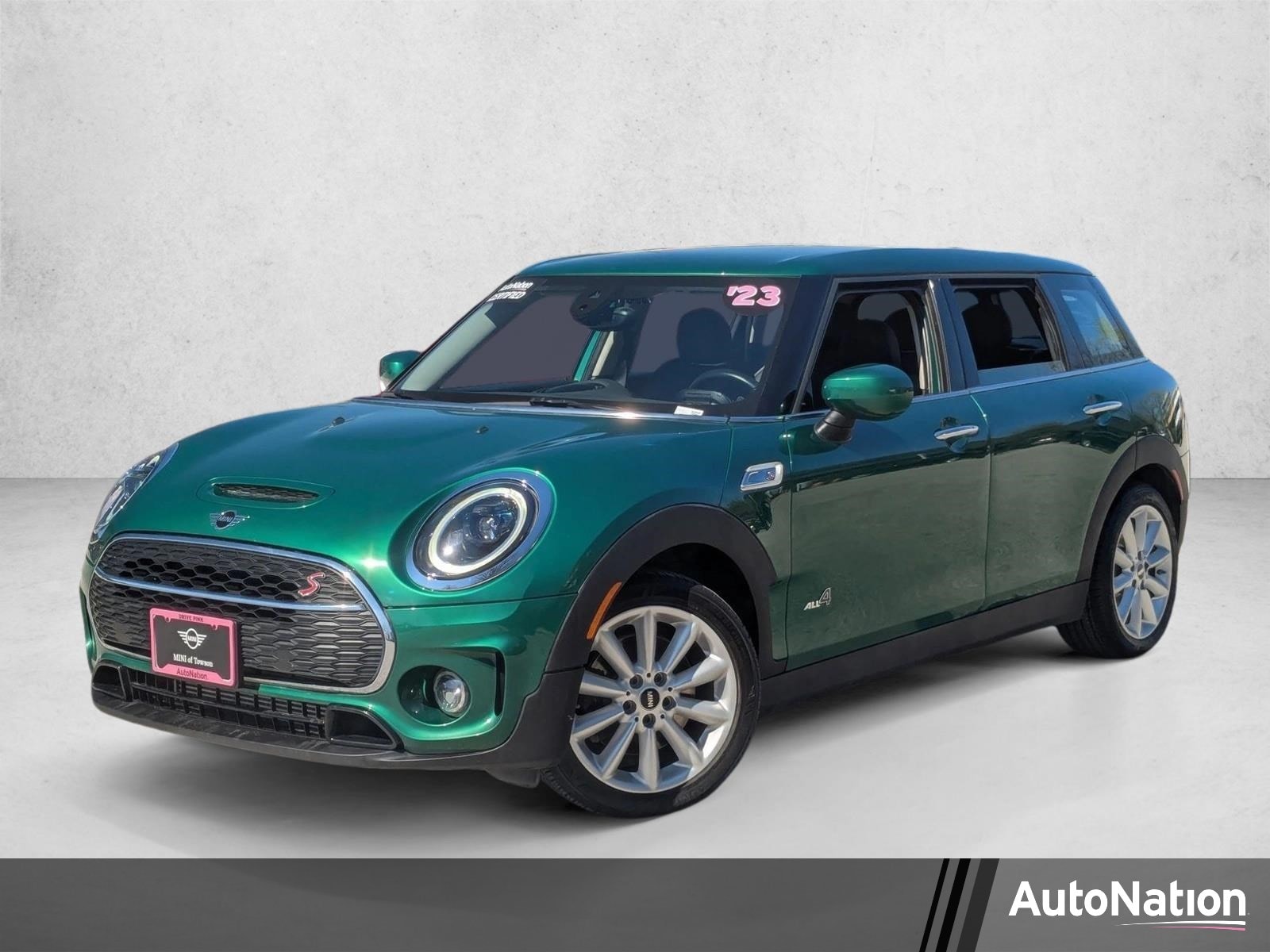 2023 MINI Clubman Cooper S ALL4's photo