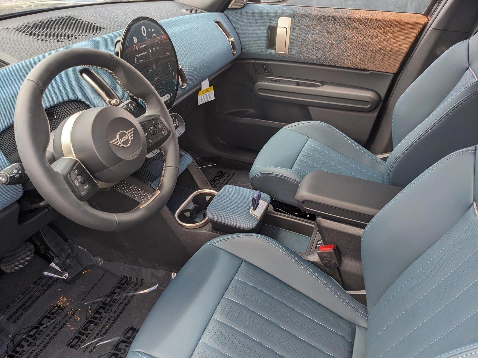 2025 Mini Countryman ALL4 S photo 3