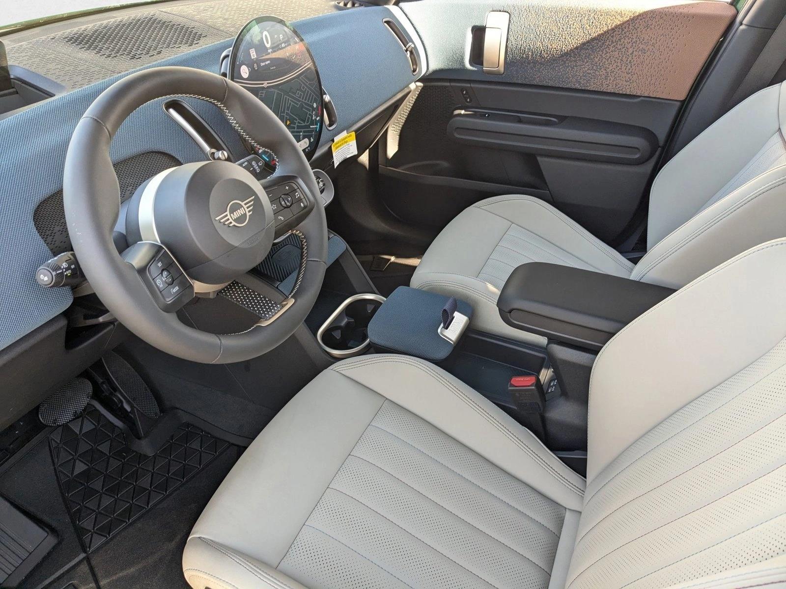 2025 Mini Countryman ALL4 S photo 3