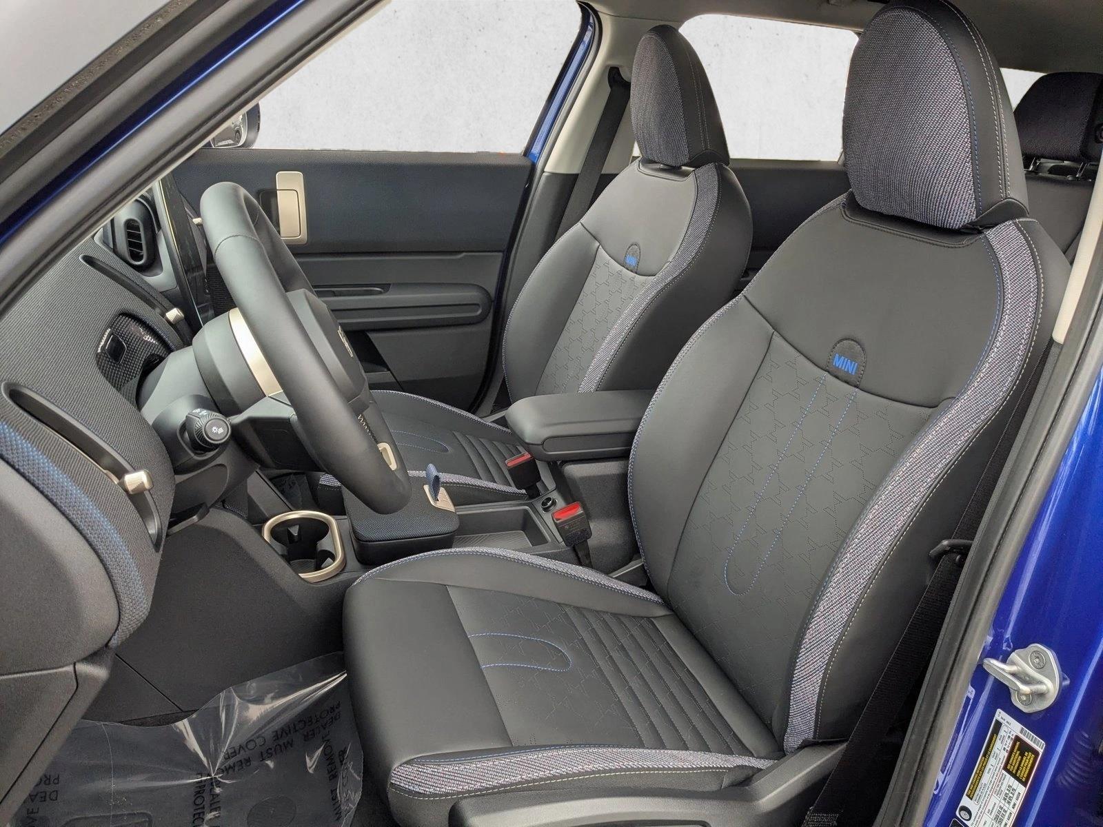 2025 MINI Countryman S - Photo 17