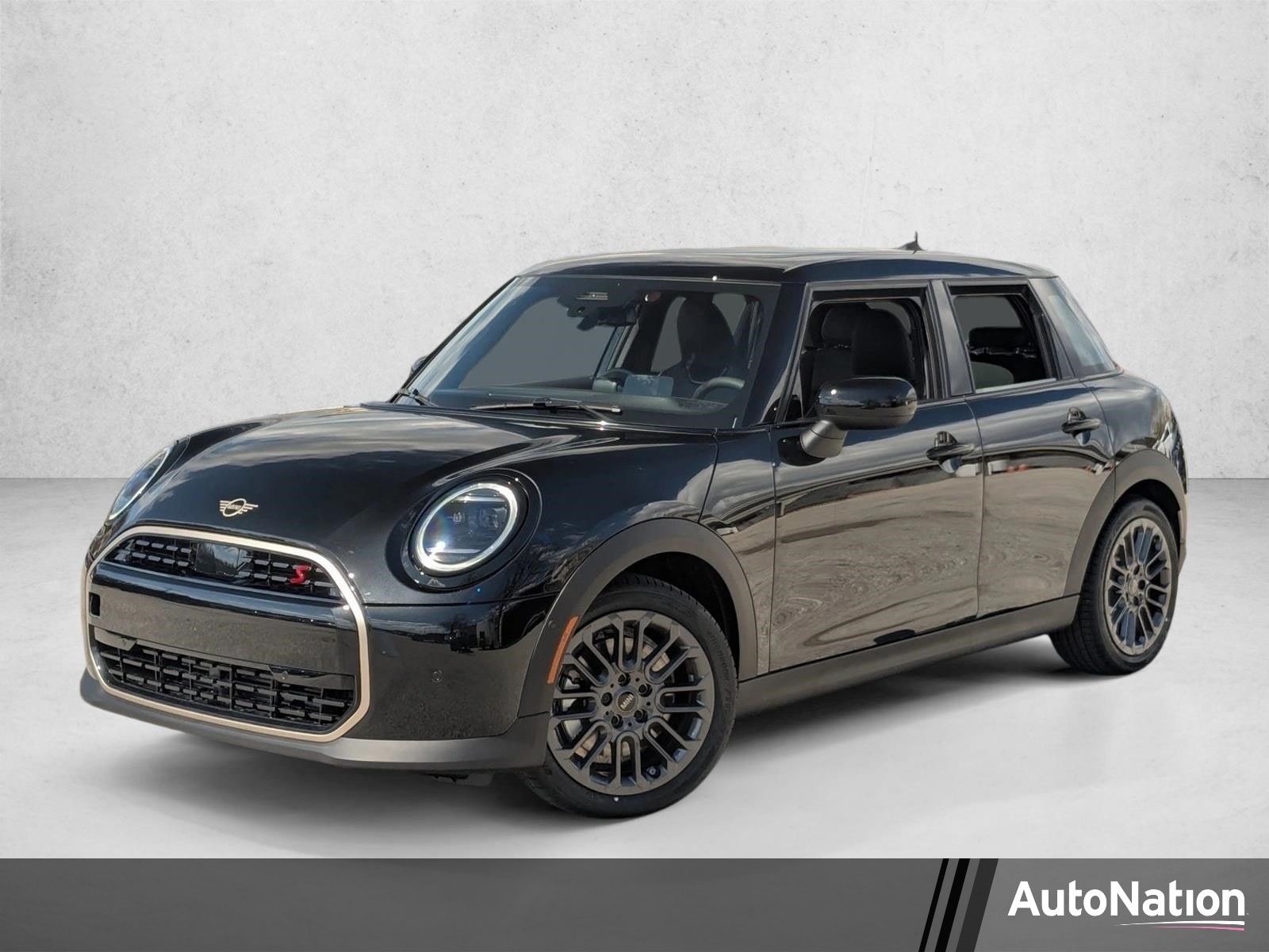 2026 MINI Hardtop Cooper S Signature's photo