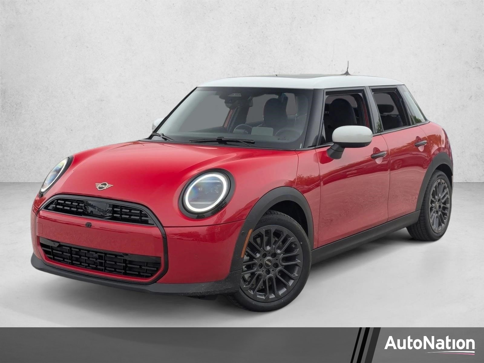 2026 MINI Hardtop's photo