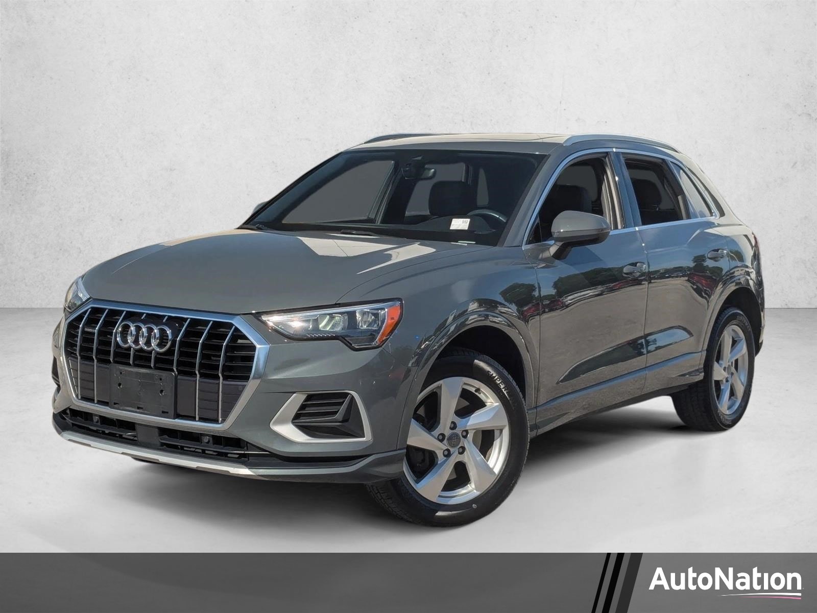 2019 Audi Q3 45 TFSI Premium quattro's photo