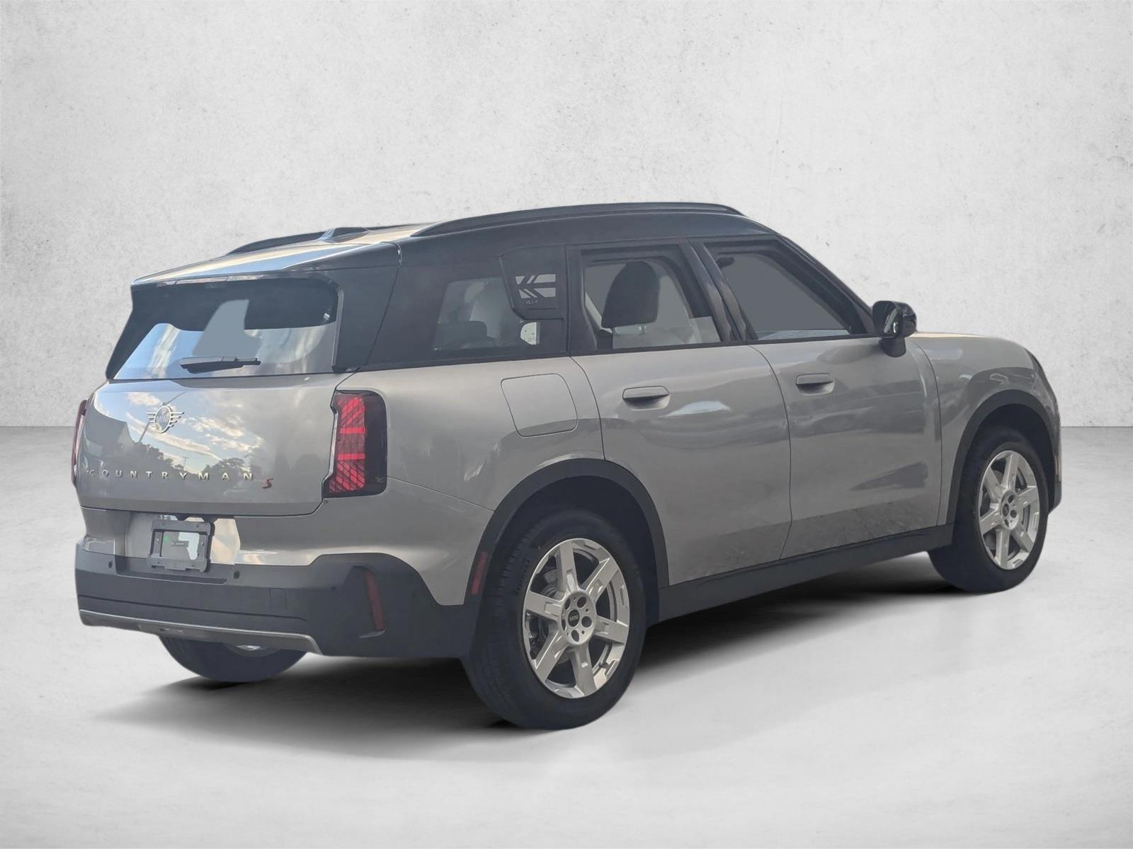 2025 Mini Countryman ALL4 S photo 2