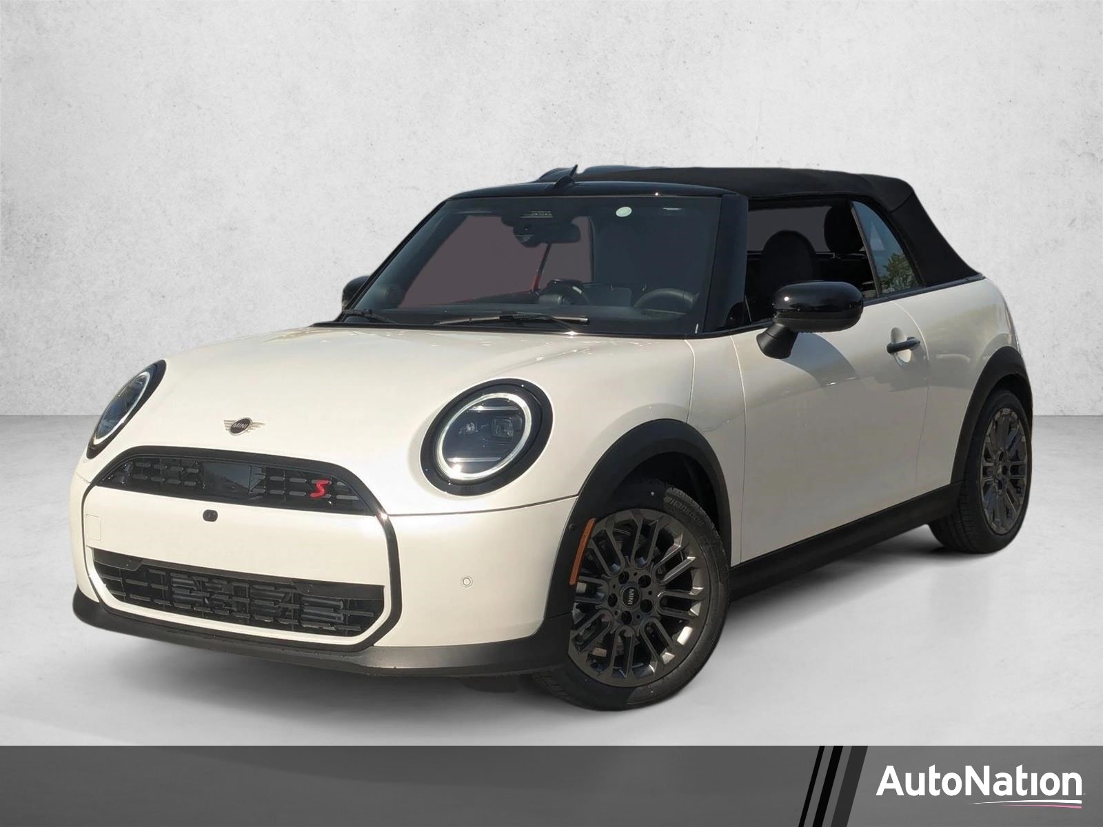 2026 MINI Convertible Cooper S's photo