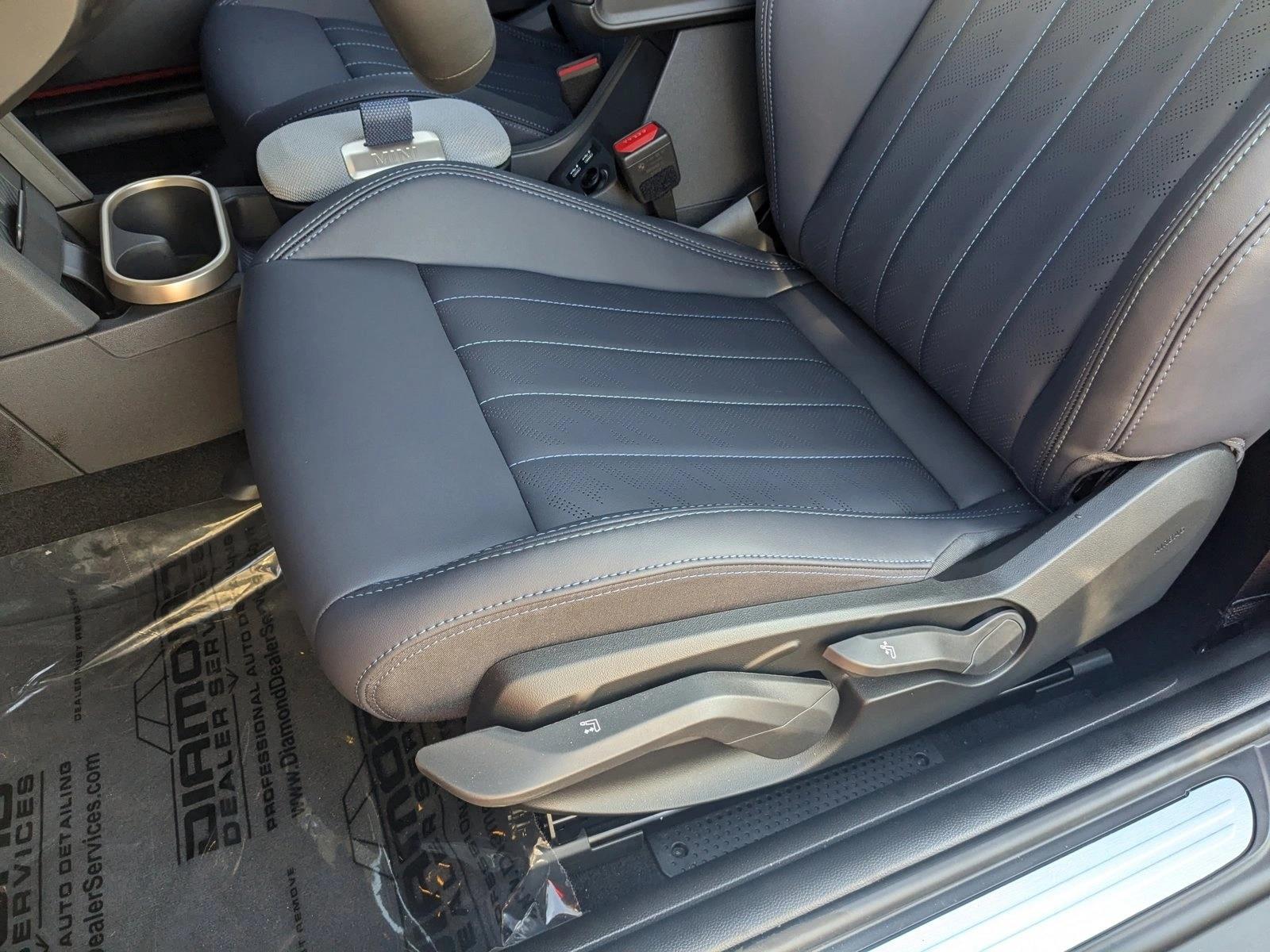 2025 Mini Cooper 2 Door Hardtop S photo 4