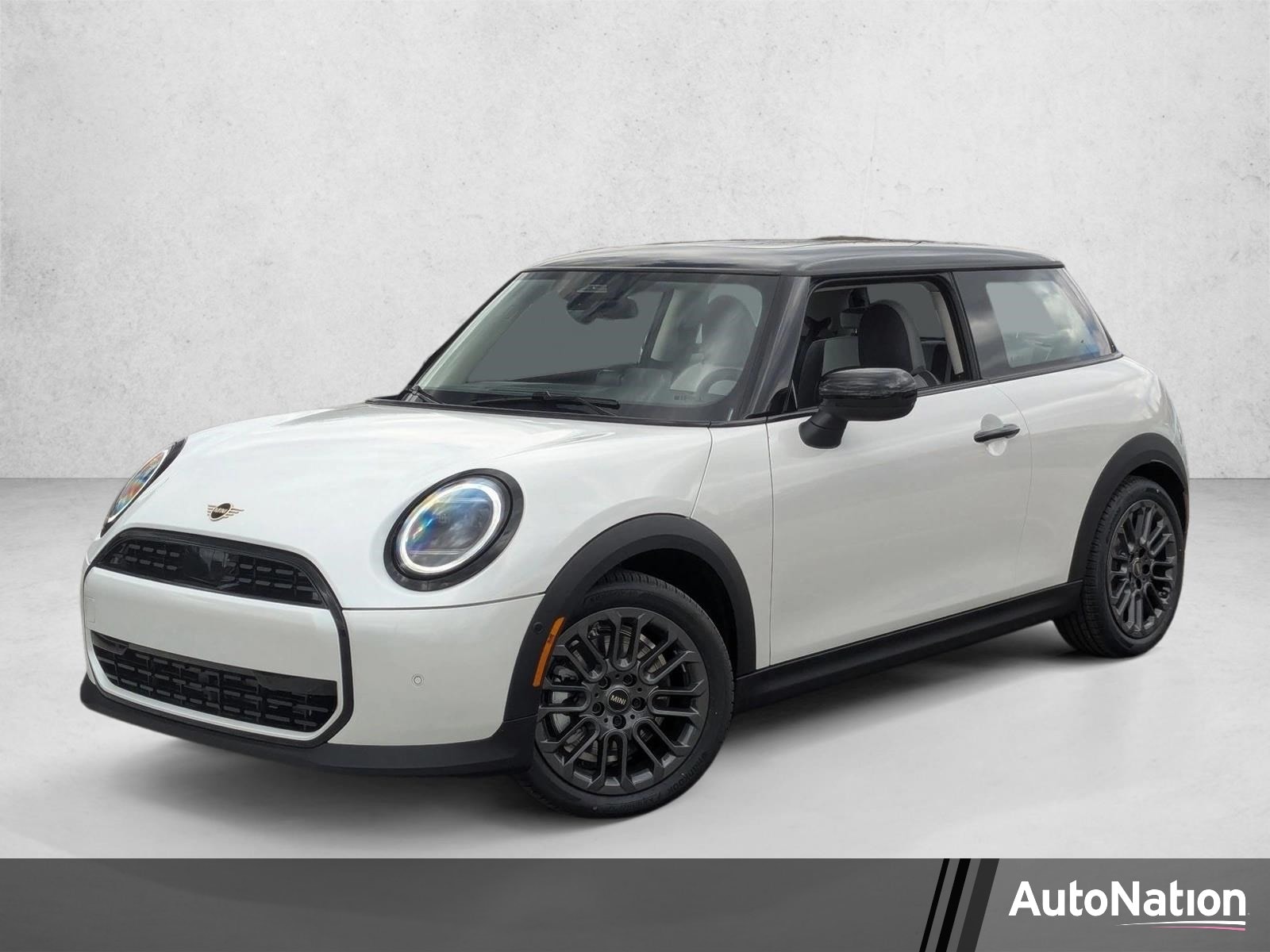 2026 MINI Hardtop's photo