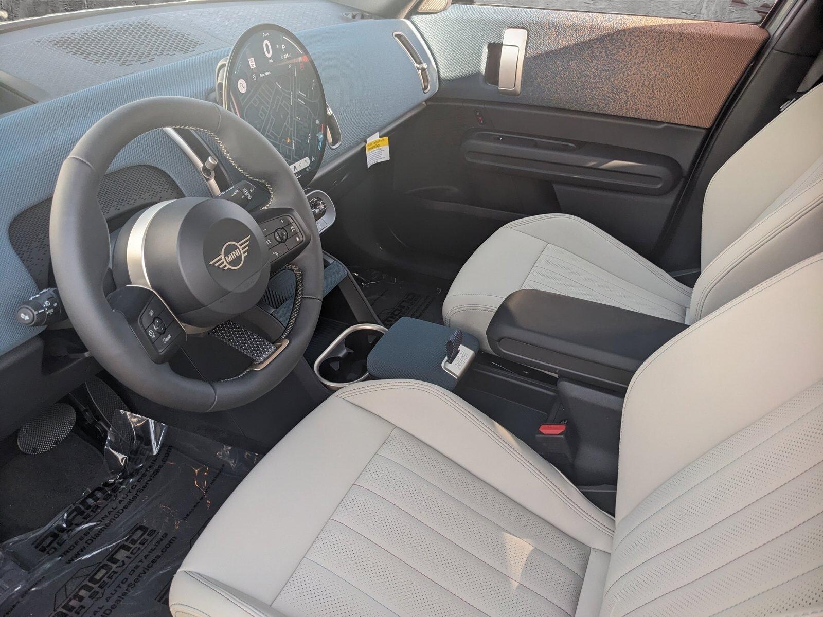 2025 Mini Countryman ALL4 S photo 3