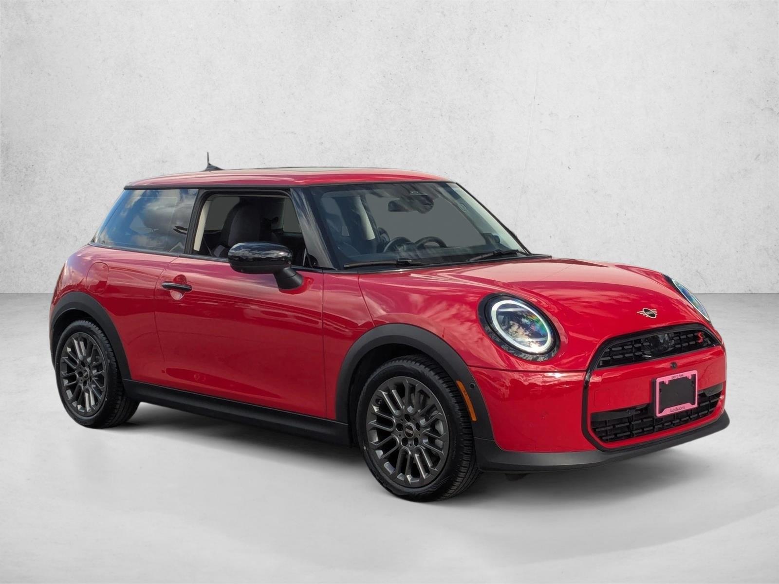 2025 Mini Cooper 2 Door Hardtop S Iconic photo 3