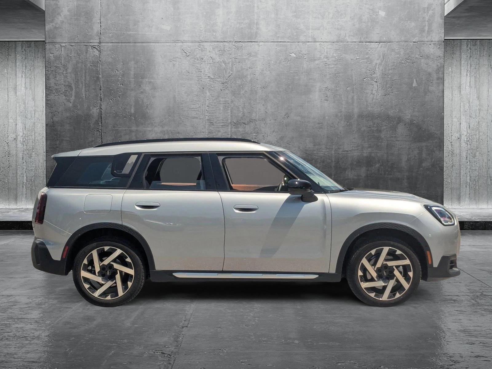 2025 Mini Countryman ALL4 S photo 4