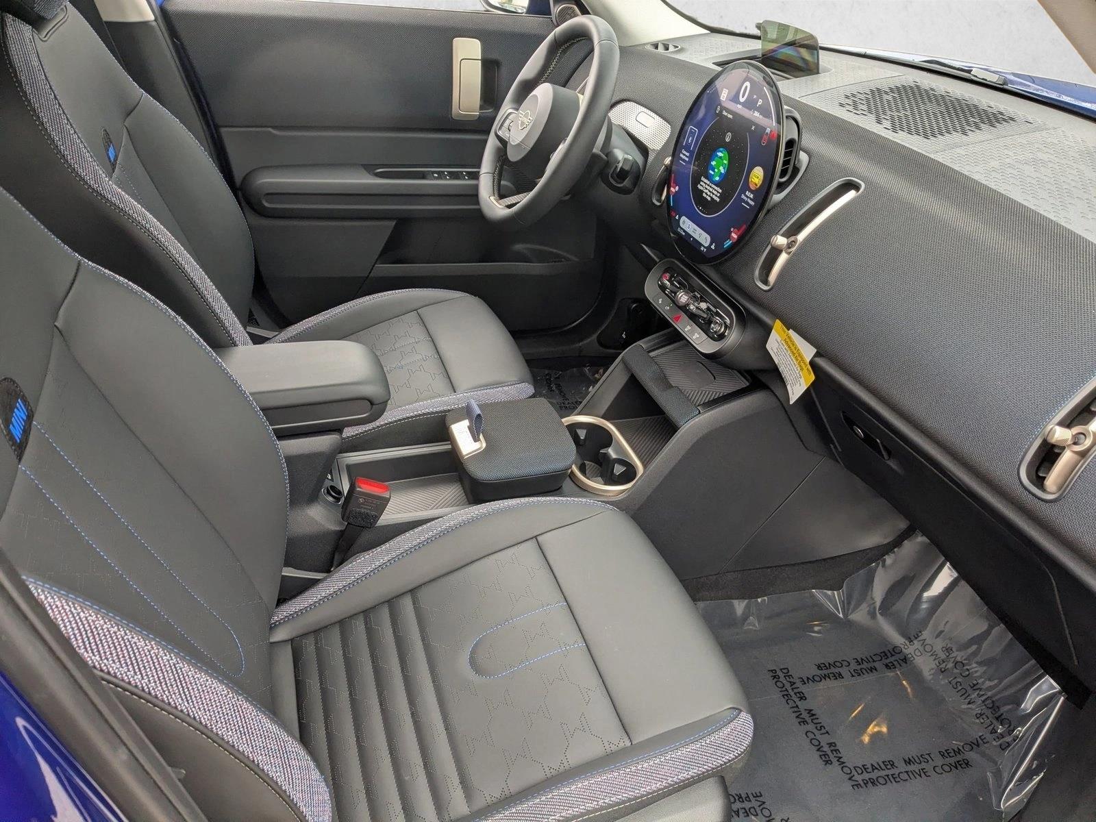 2025 MINI Countryman S - Photo 24