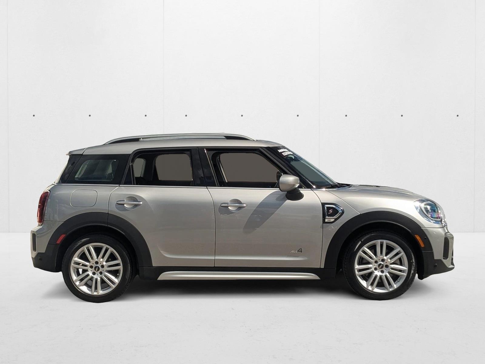 2024 Mini Countryman ALL4 S photo 4