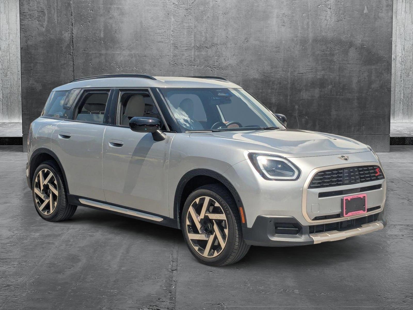 2025 Mini Countryman ALL4 S photo 3