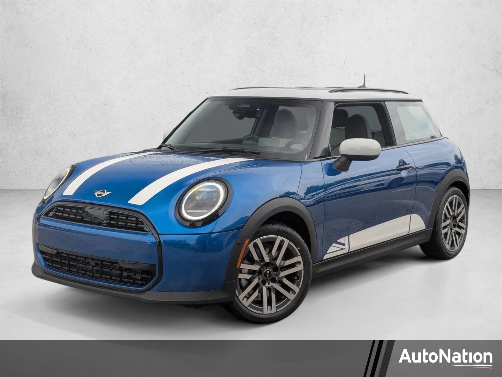 2026 MINI Hardtop's photo
