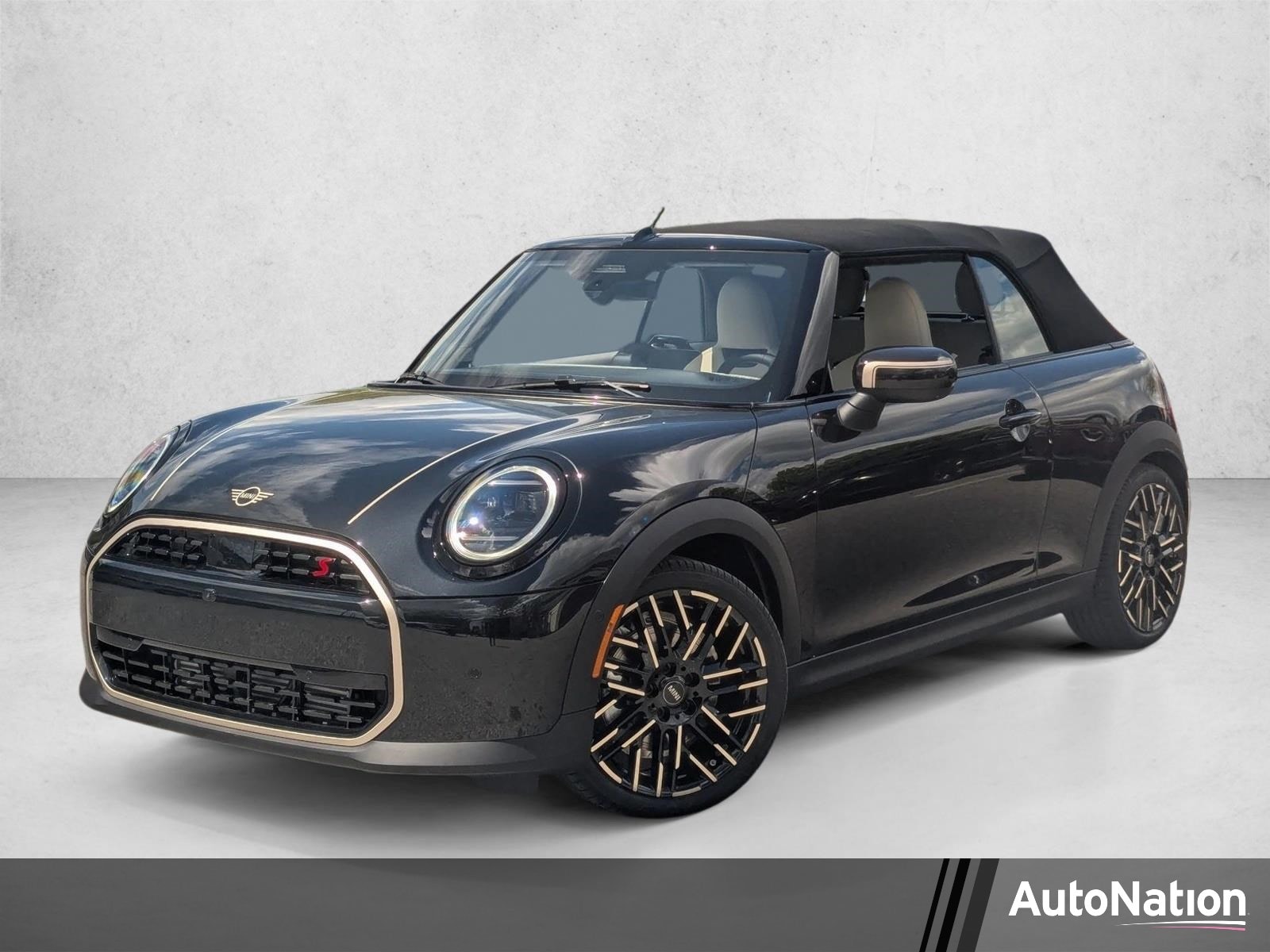 2026 MINI Convertible Cooper S's photo