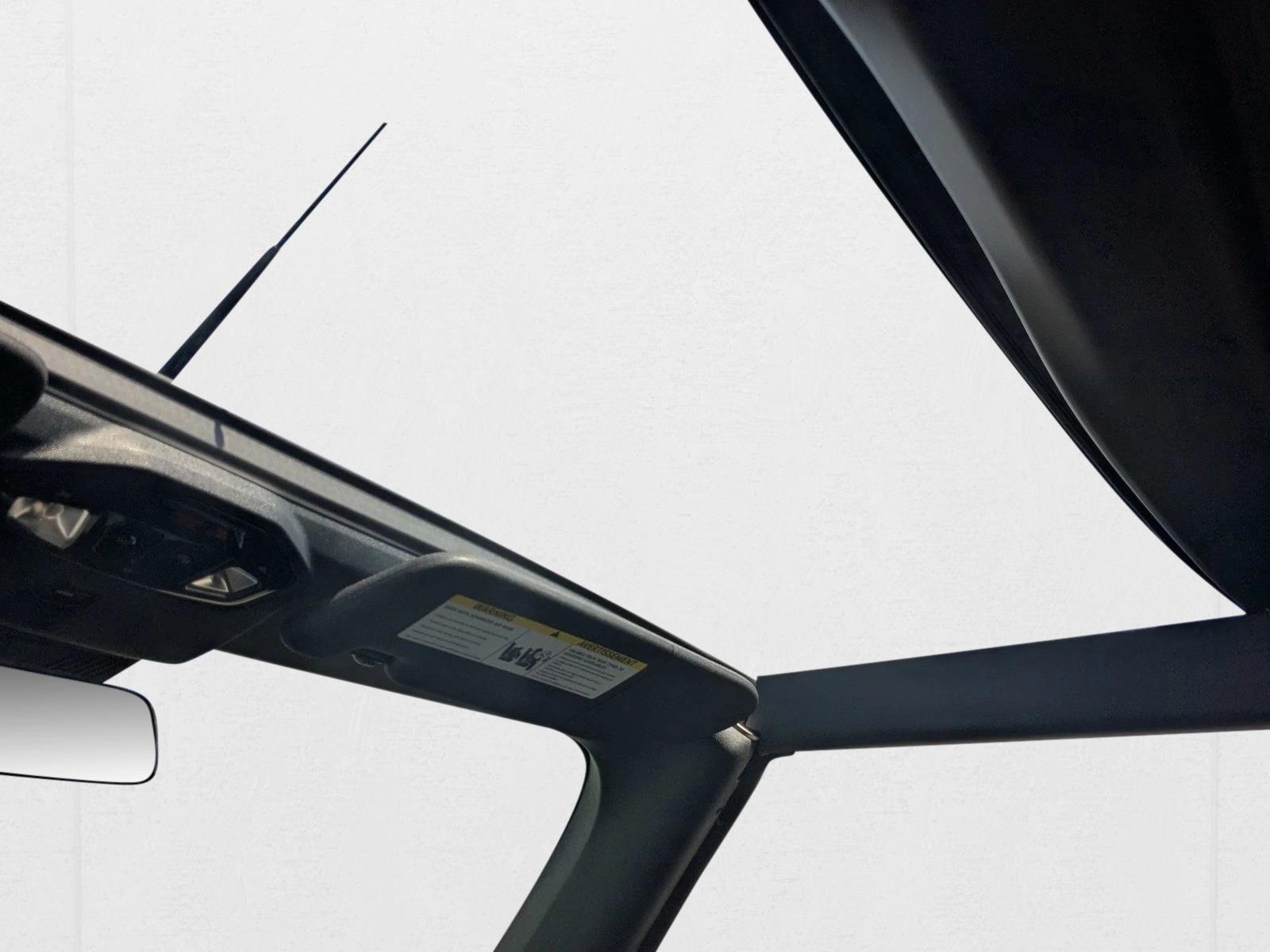 2025 MINI Convertible S - Photo 15