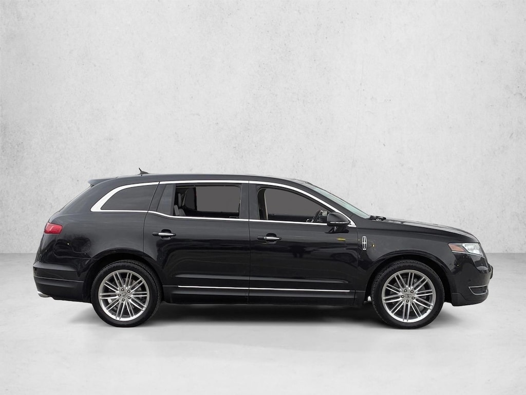 Used 2015 Lincoln MKT EcoBoost SUV