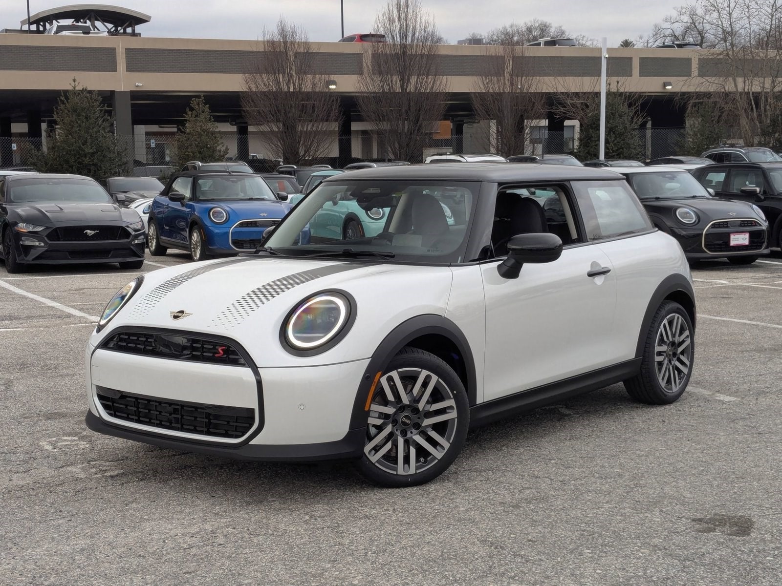 2026 MINI Hardtop 2 Door S's photo