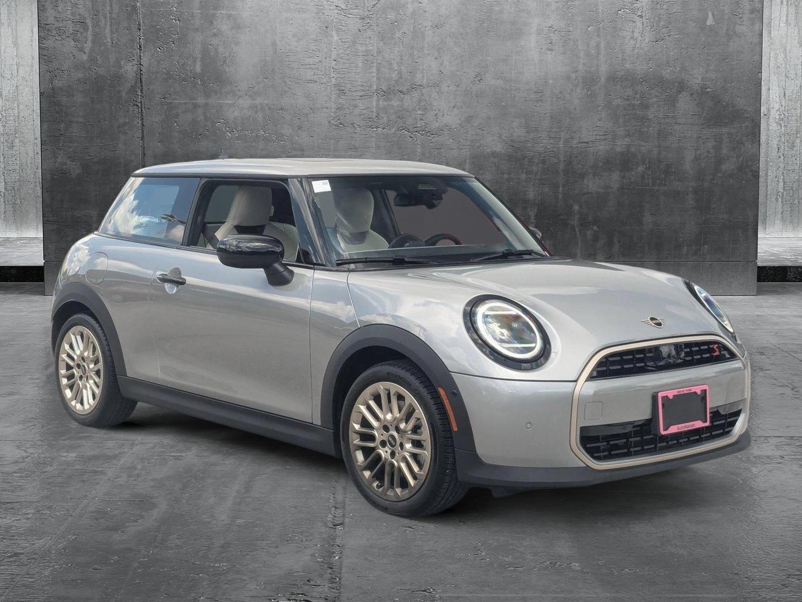 2025 Mini Cooper 2 Door Hardtop S photo 3