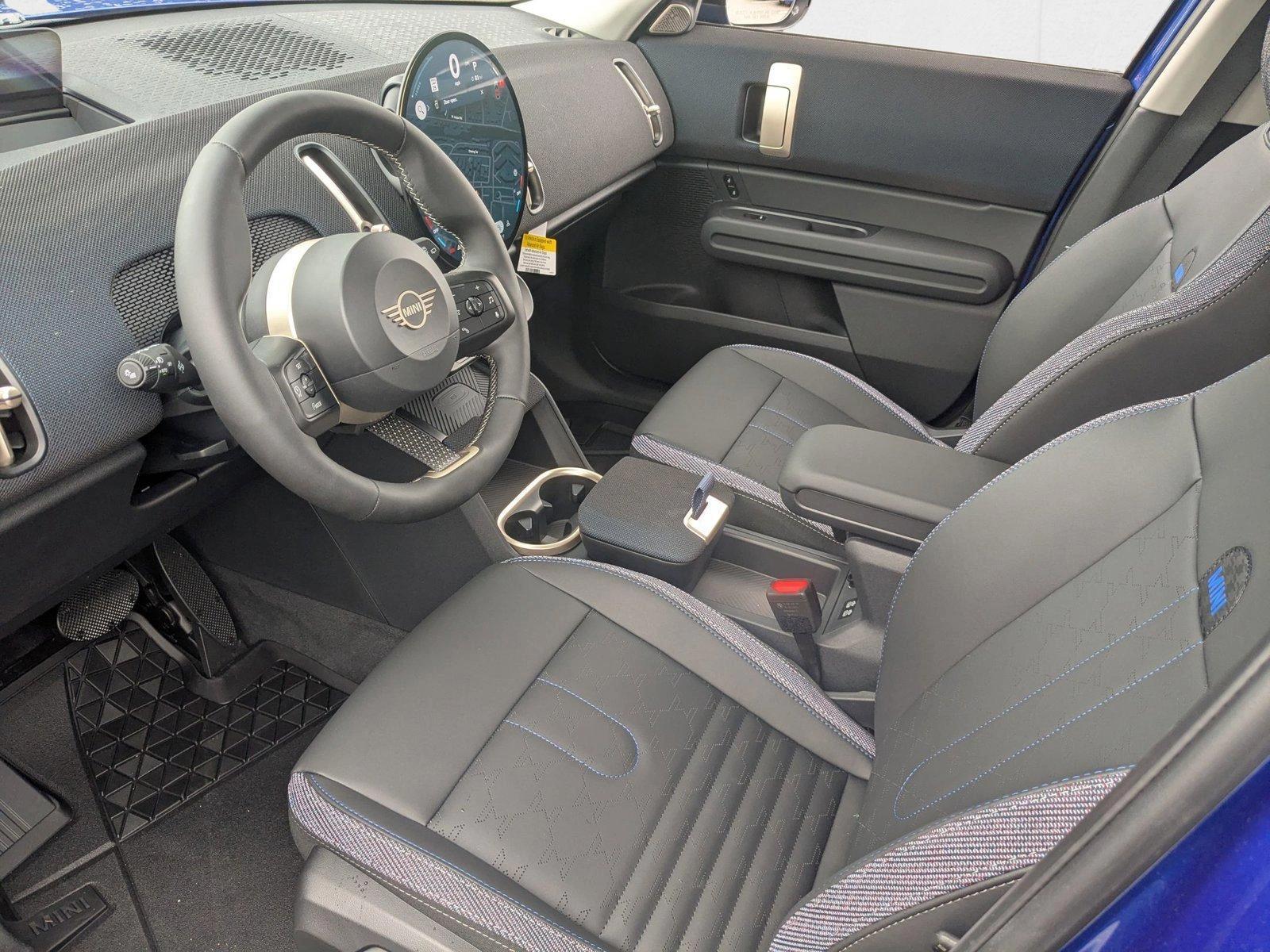 2025 Mini Countryman ALL4 S photo 3