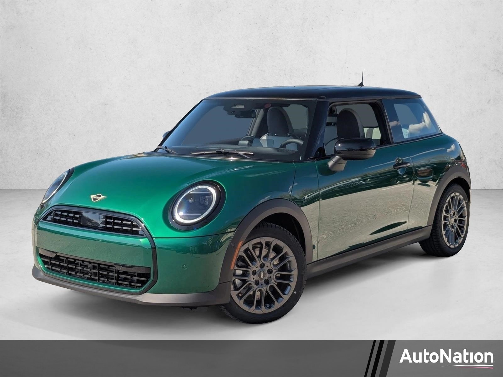 2026 MINI Hardtop's photo