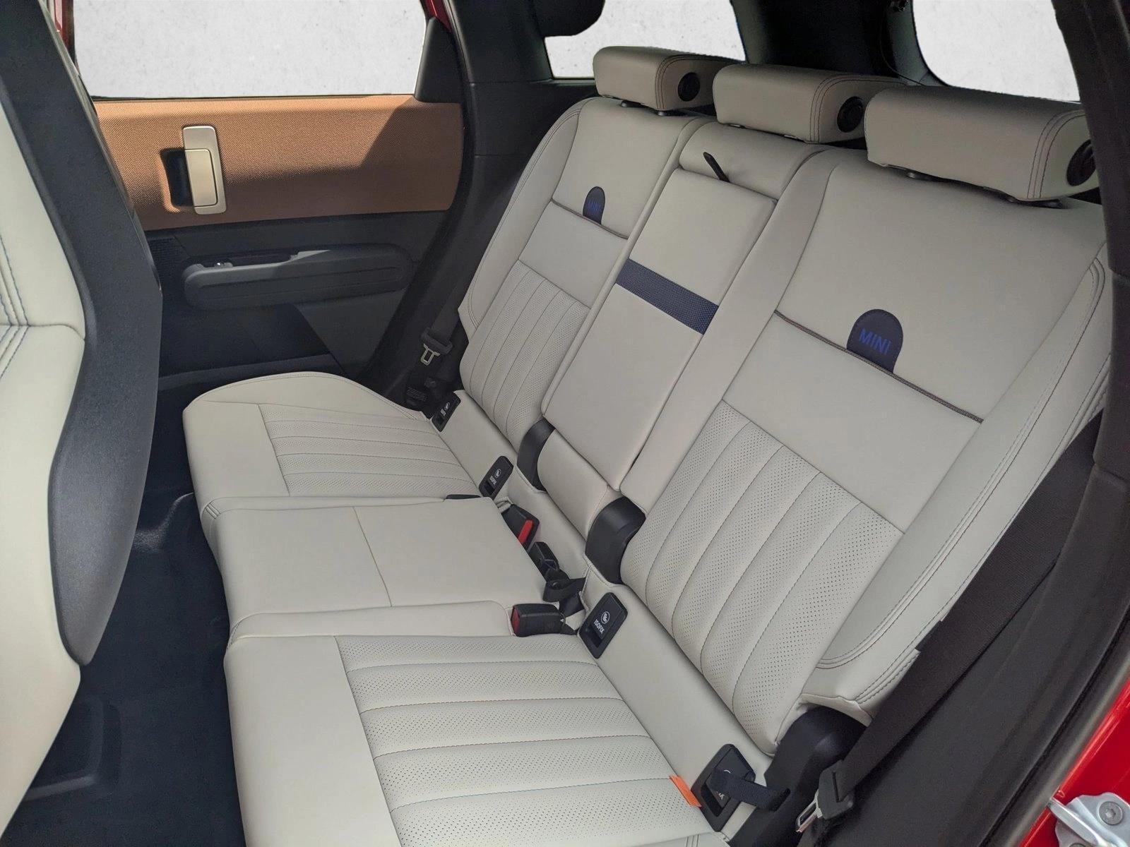 2025 MINI Countryman S - Photo 16