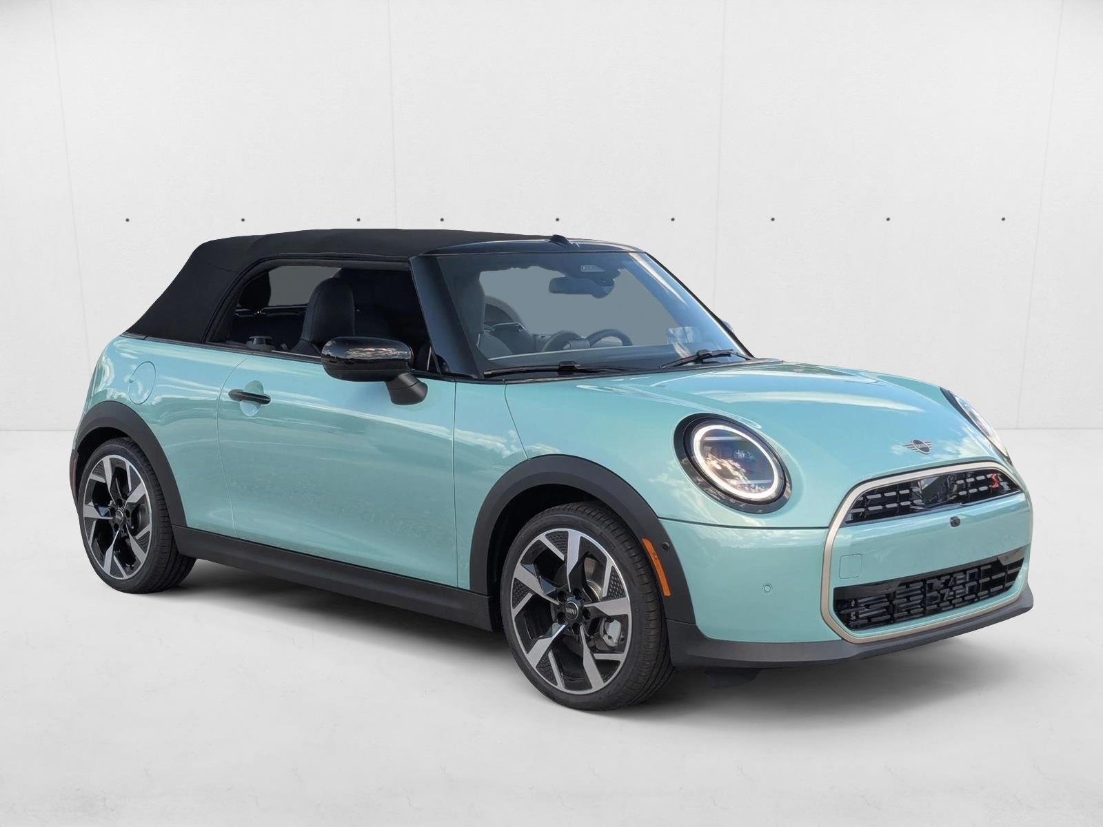 2025 MINI Convertible S - Photo 7