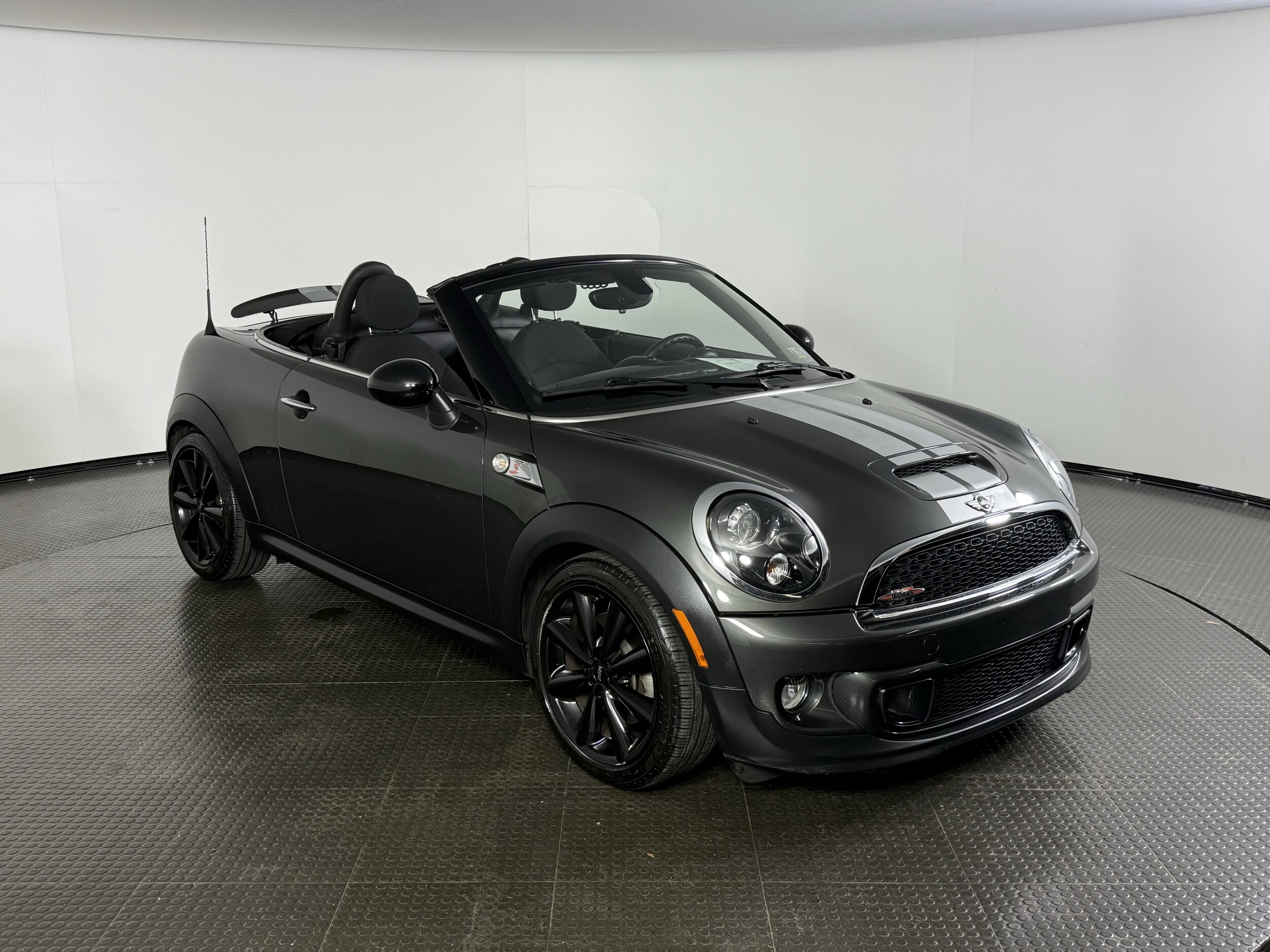 2014 Mini Cooper Roadster S photo 3