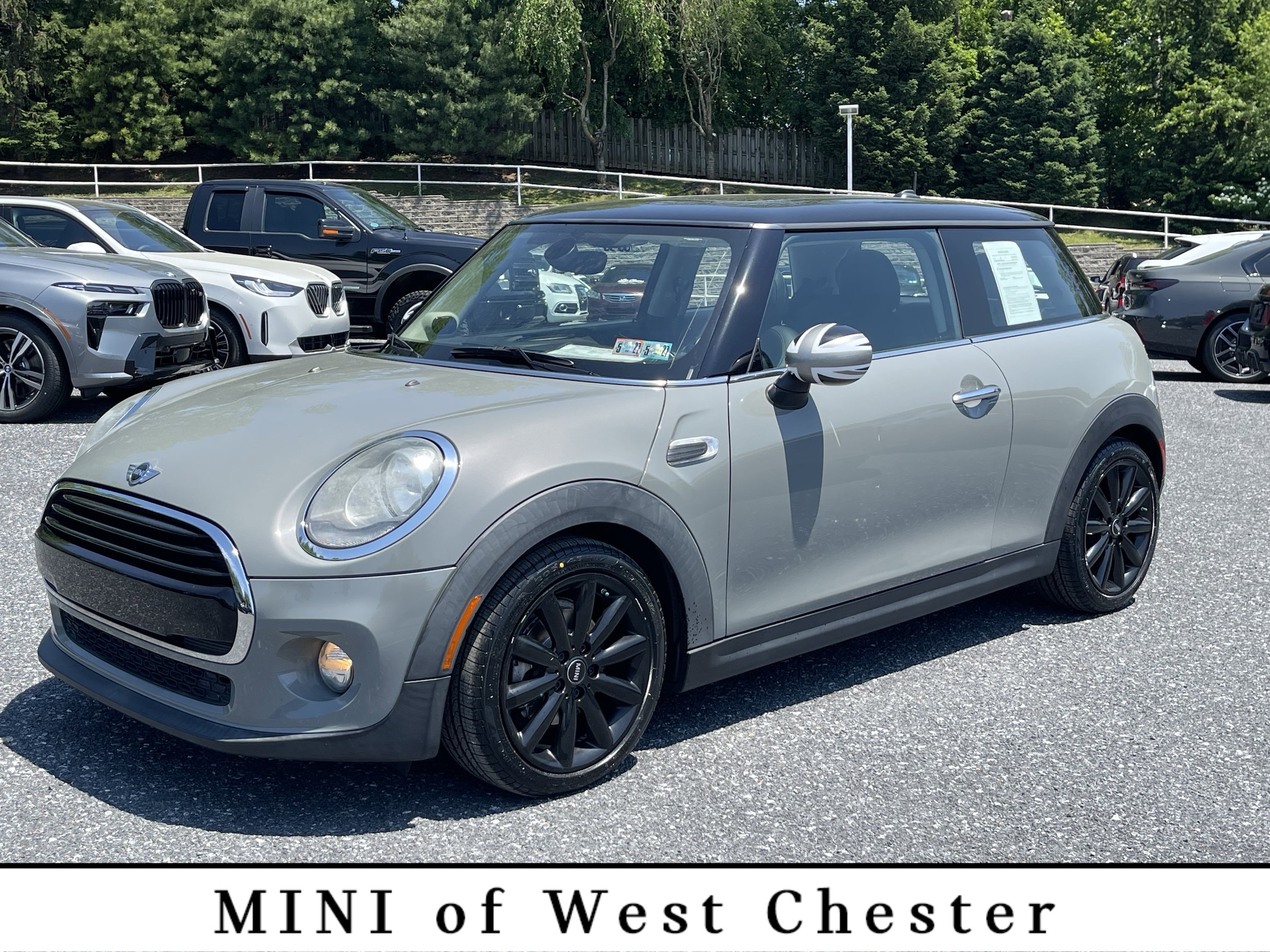 2017 MINI Cooper -'s photo