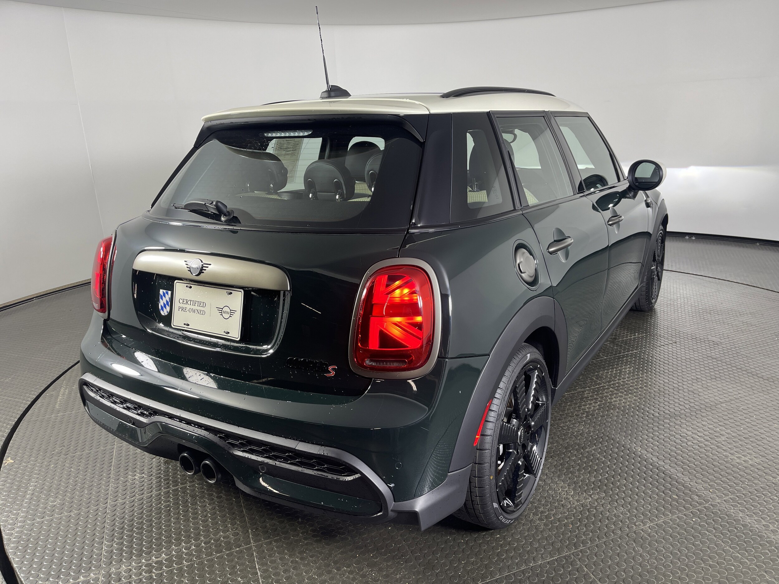 2023 Mini Cooper Hardtop S photo 4