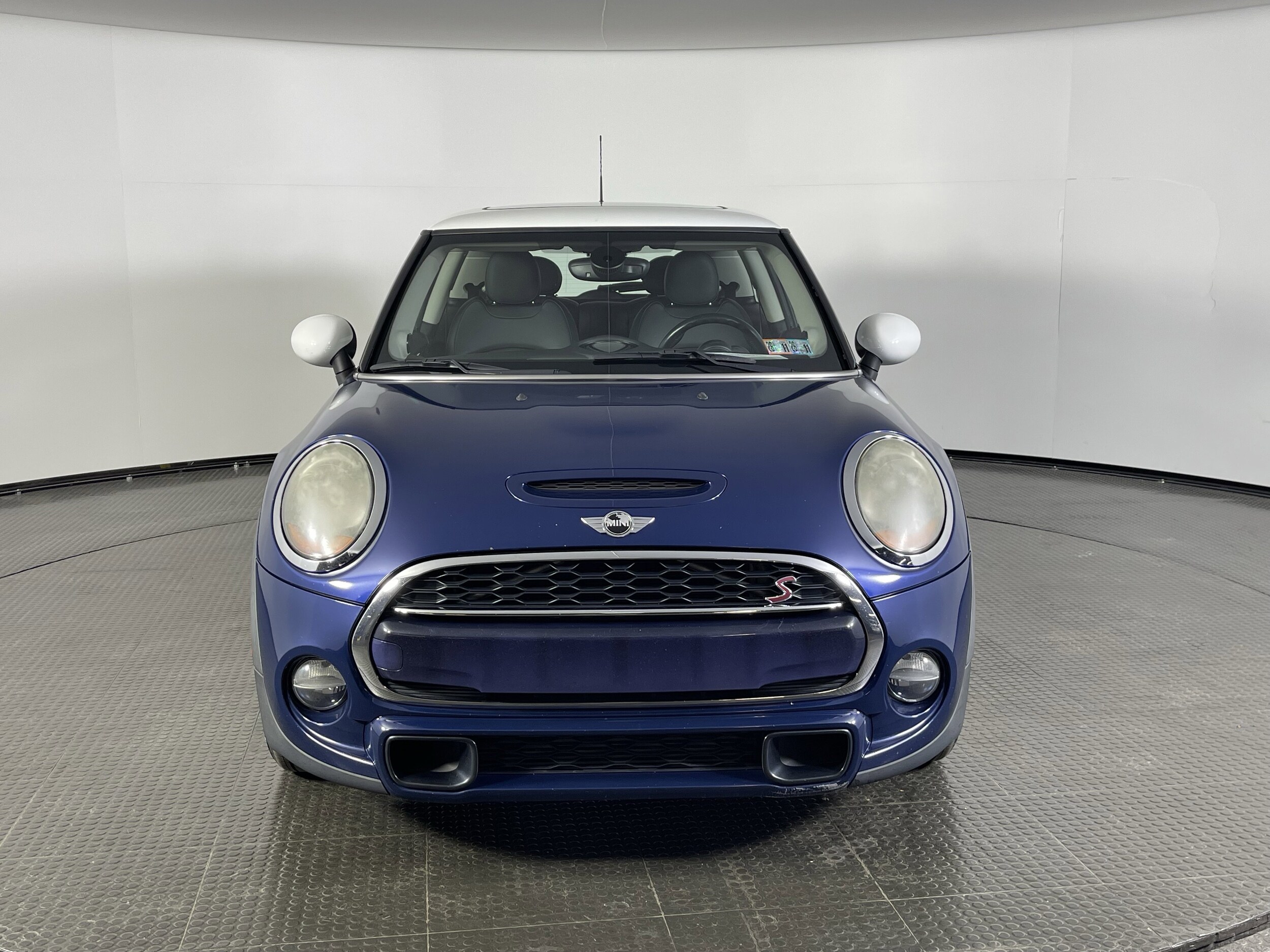 2016 Mini Cooper Hardtop S photo 2