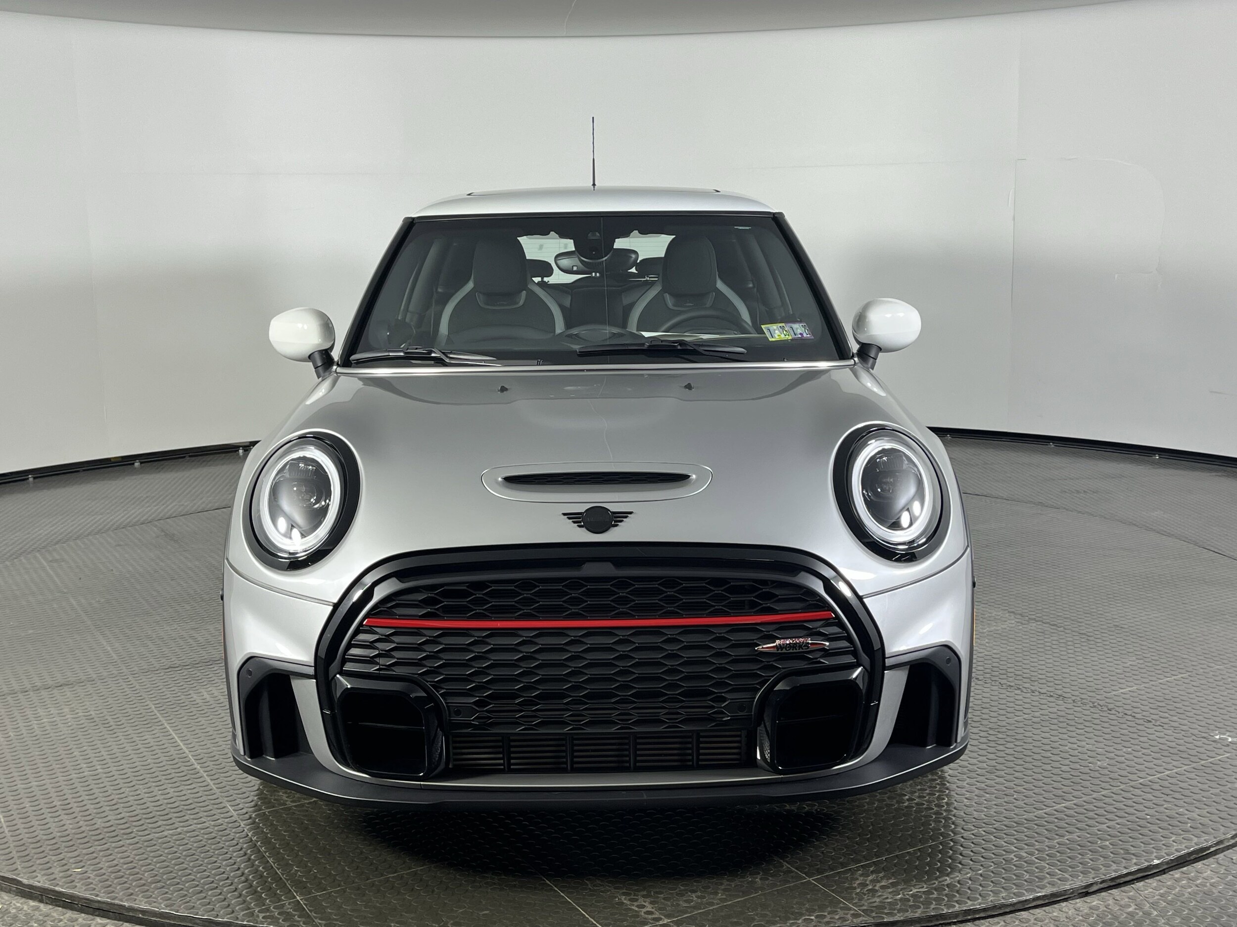 2024 Mini Cooper Hardtop John Cooper Works photo 2