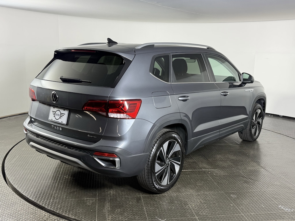 Used 2024 Volkswagen Taos 1.5T SE SE 4MOTION