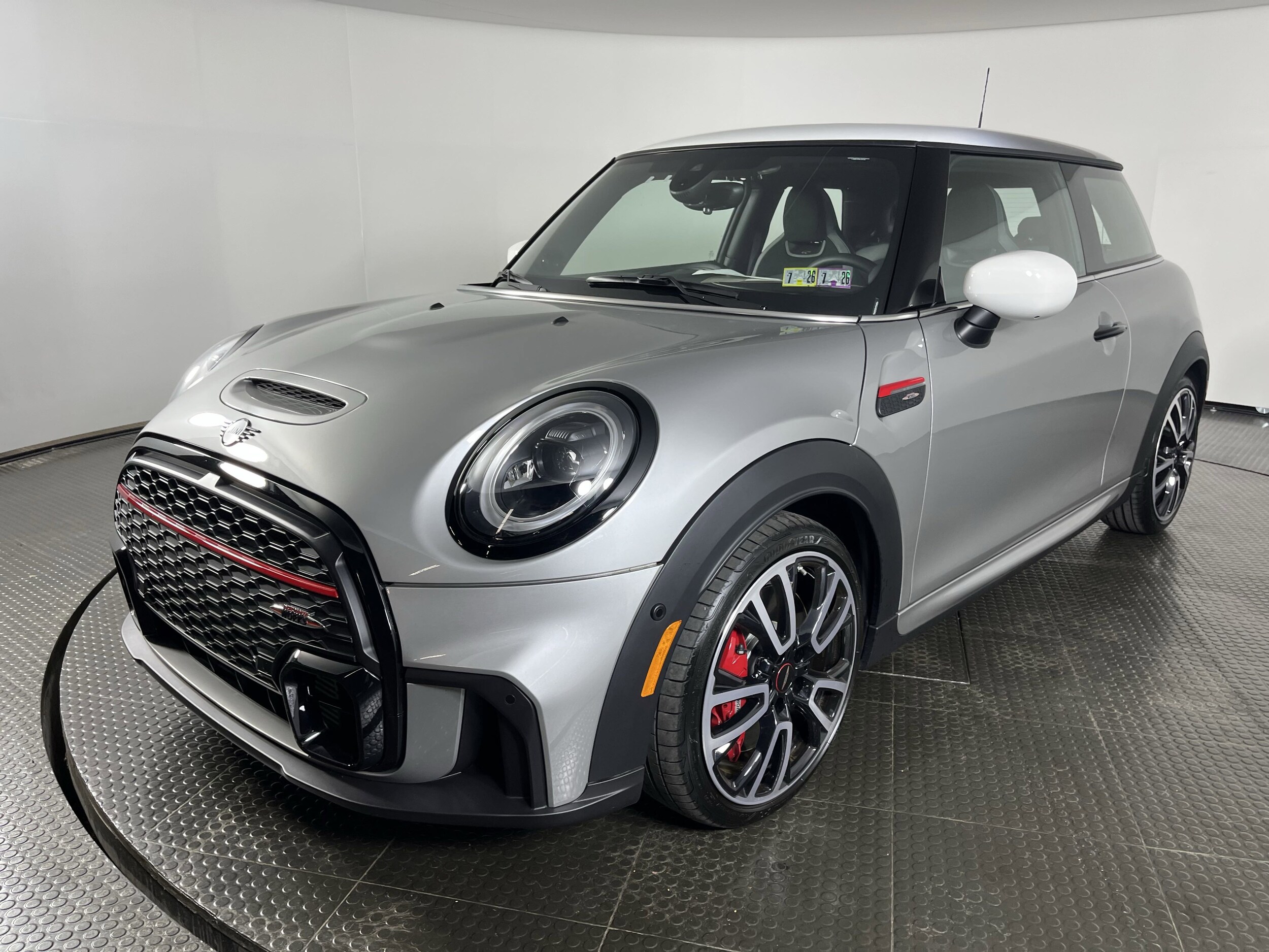 2024 Mini Cooper Hardtop John Cooper Works photo 4