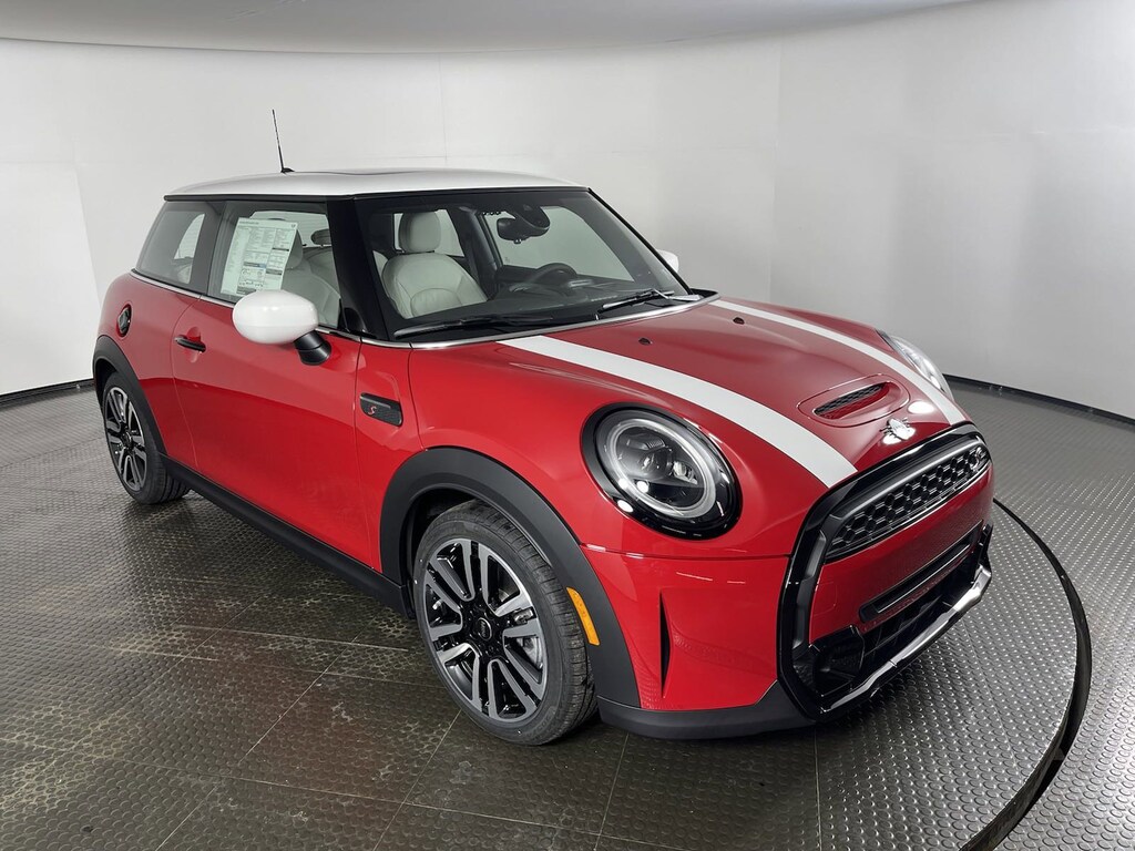 Used 2024 MINI Hardtop 2 Door For Sale in Limerick,PA near Pottstown