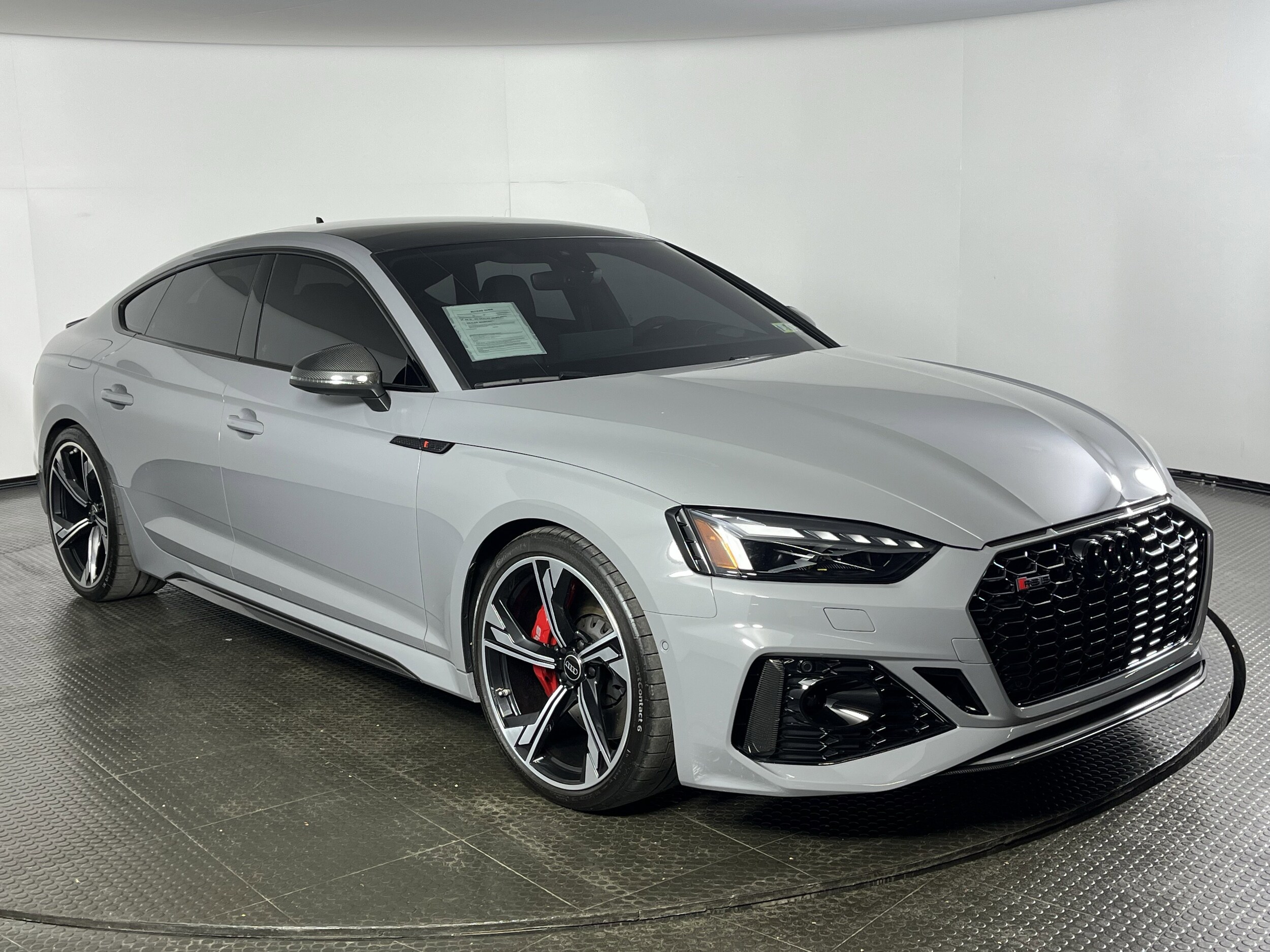 2024 Audi RS 5 photo 2