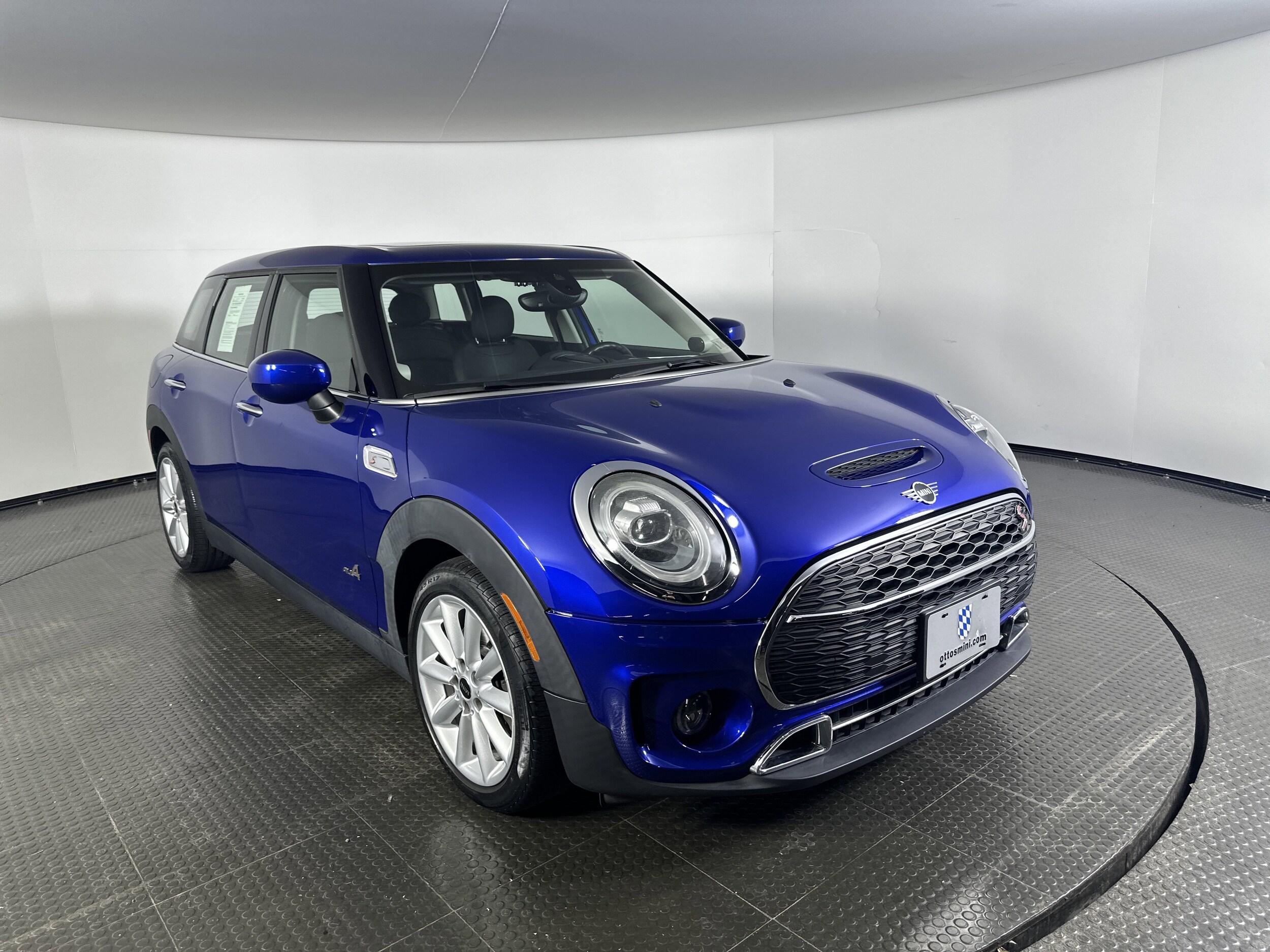 2020 Mini Cooper Base S ALL4 photo 3