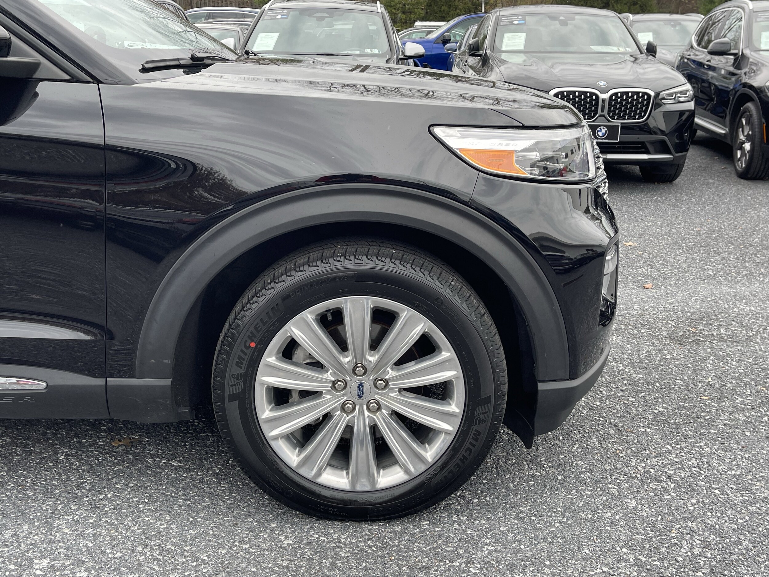 2023 Ford Explorer Limited photo 4