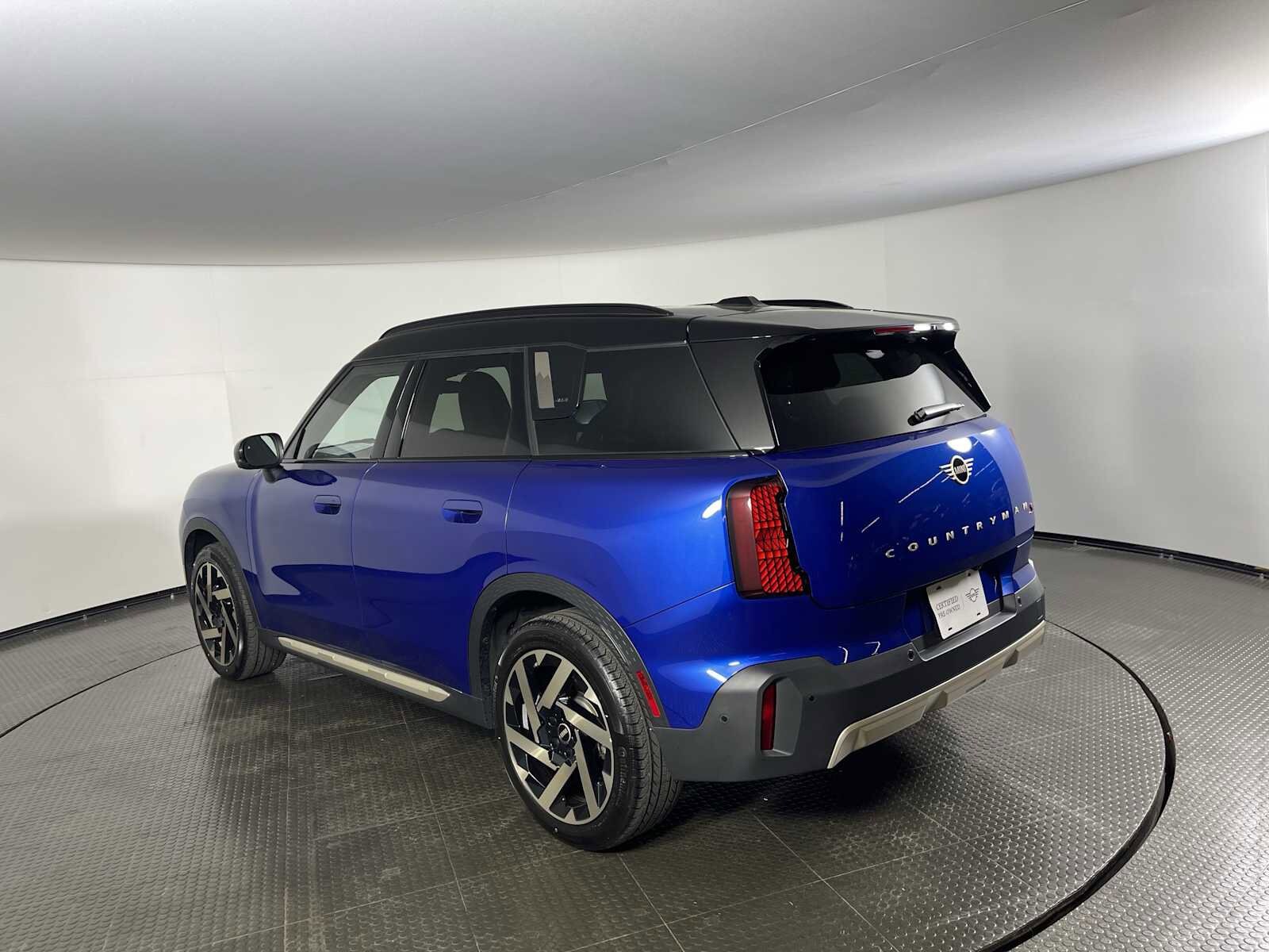 2025 Mini Cooper S ALL4 photo 2