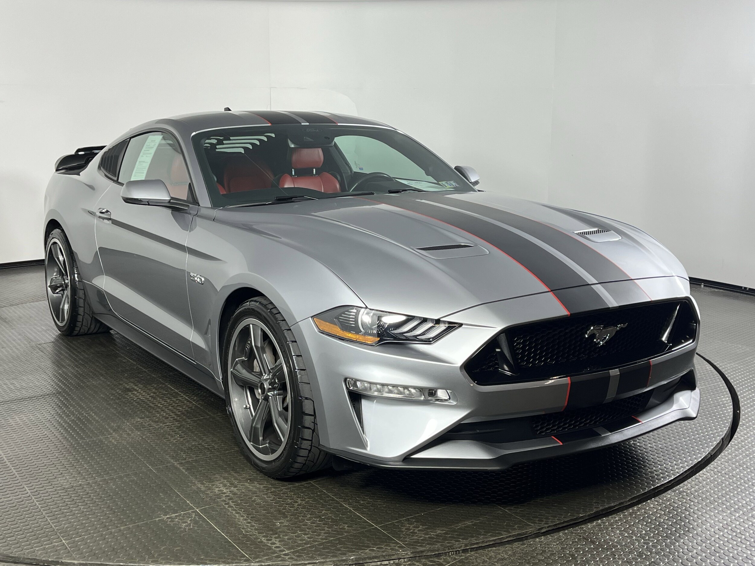 2020 Ford Mustang GT Premium photo 2