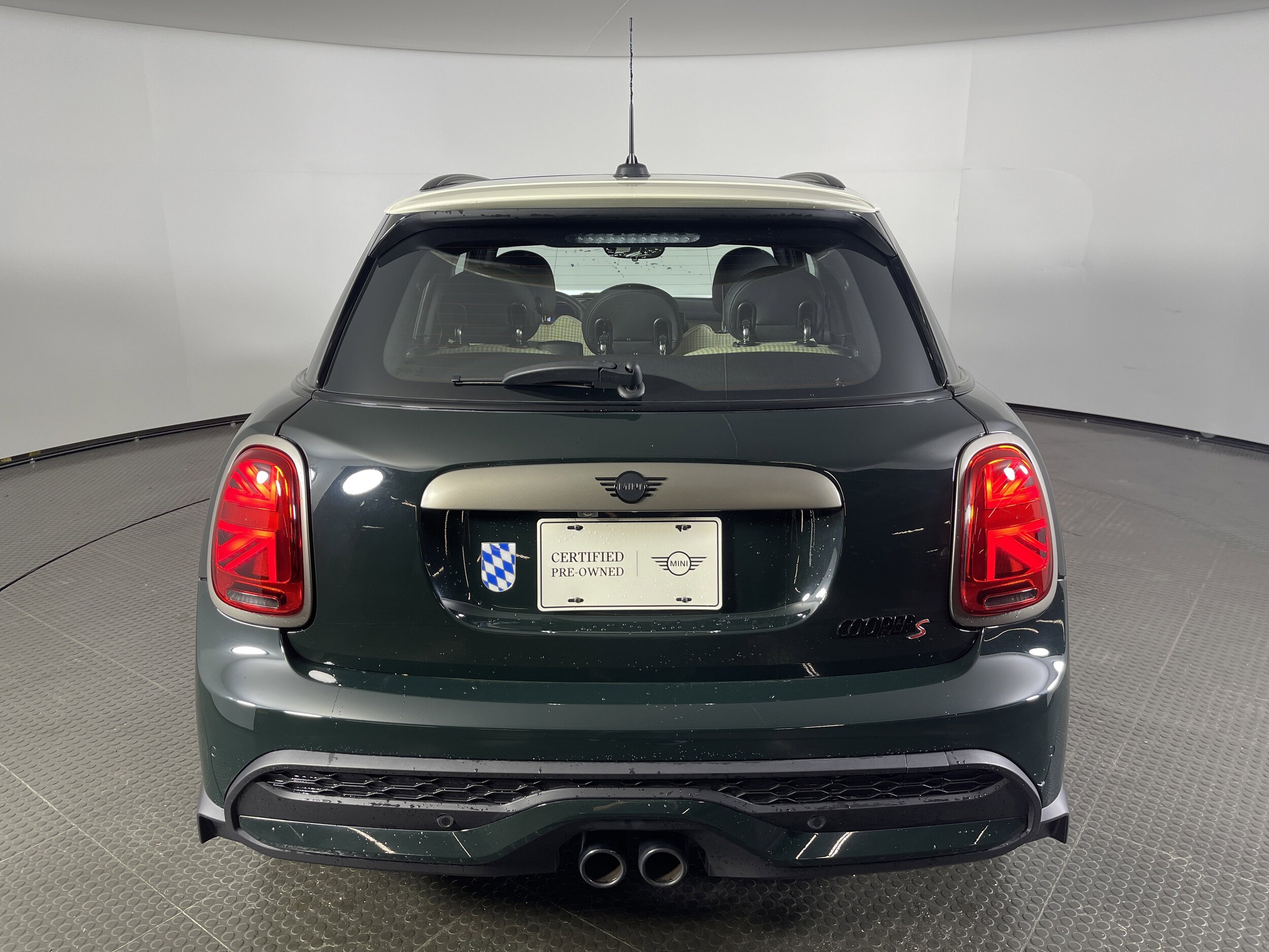 2023 Mini Cooper Hardtop S photo 2