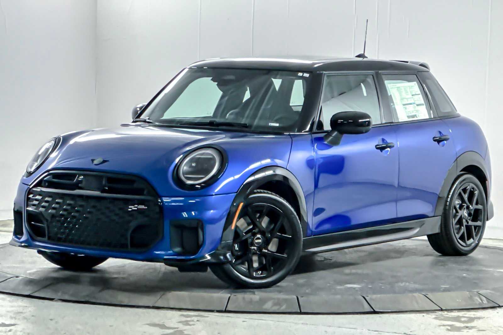 Thumbnail: 2026 MINI Cooper Hardtop - 1